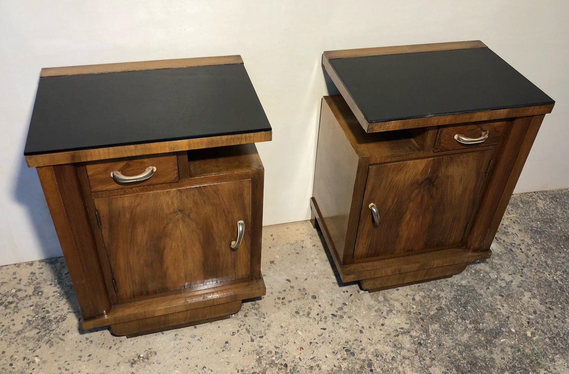 1930's pair of original Italian deco nightstands with black glass, right and left, in walnut.
