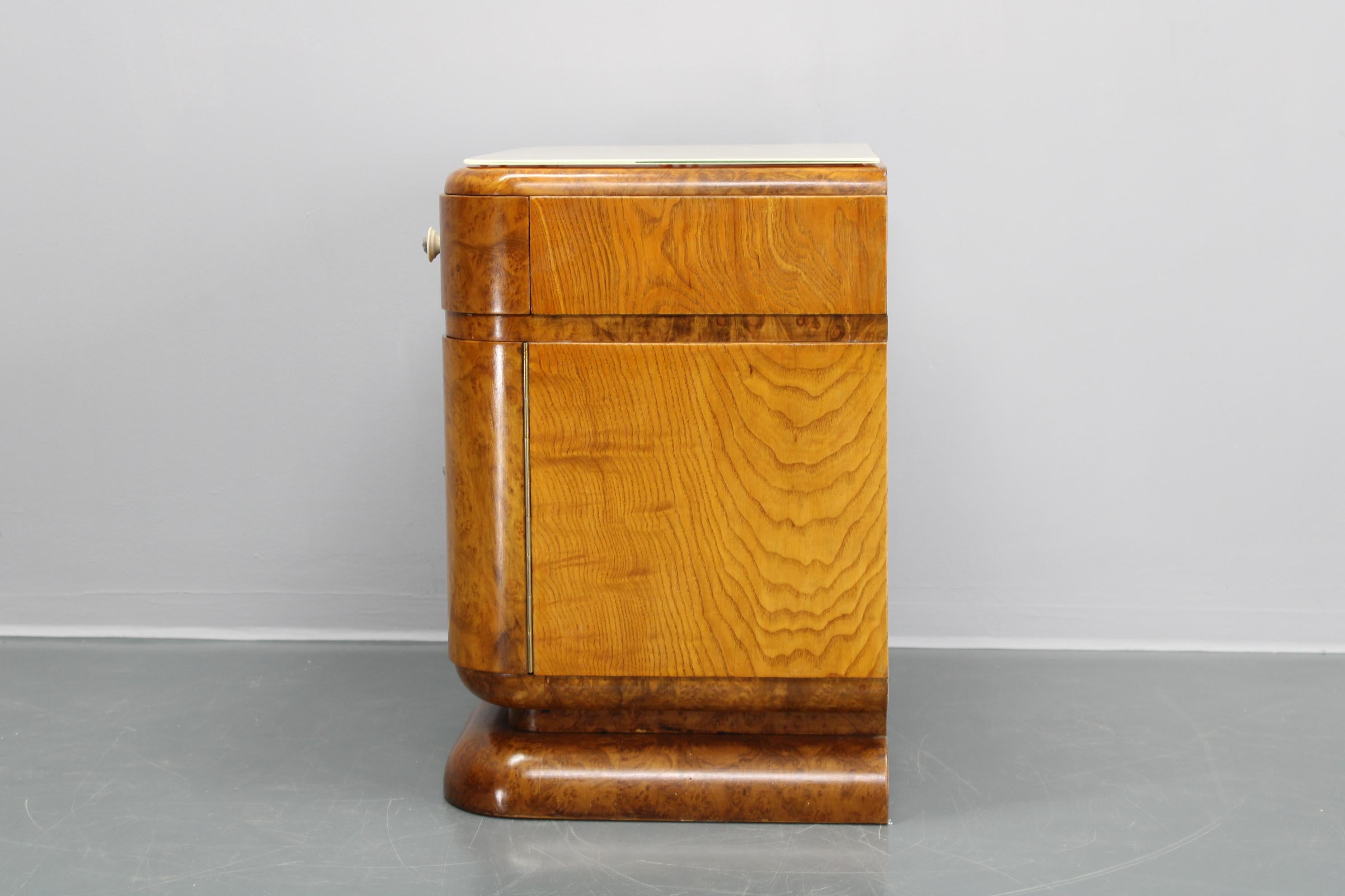 1930s Pair of Restored Art Deco Night Stands, Czechoslovakia 8