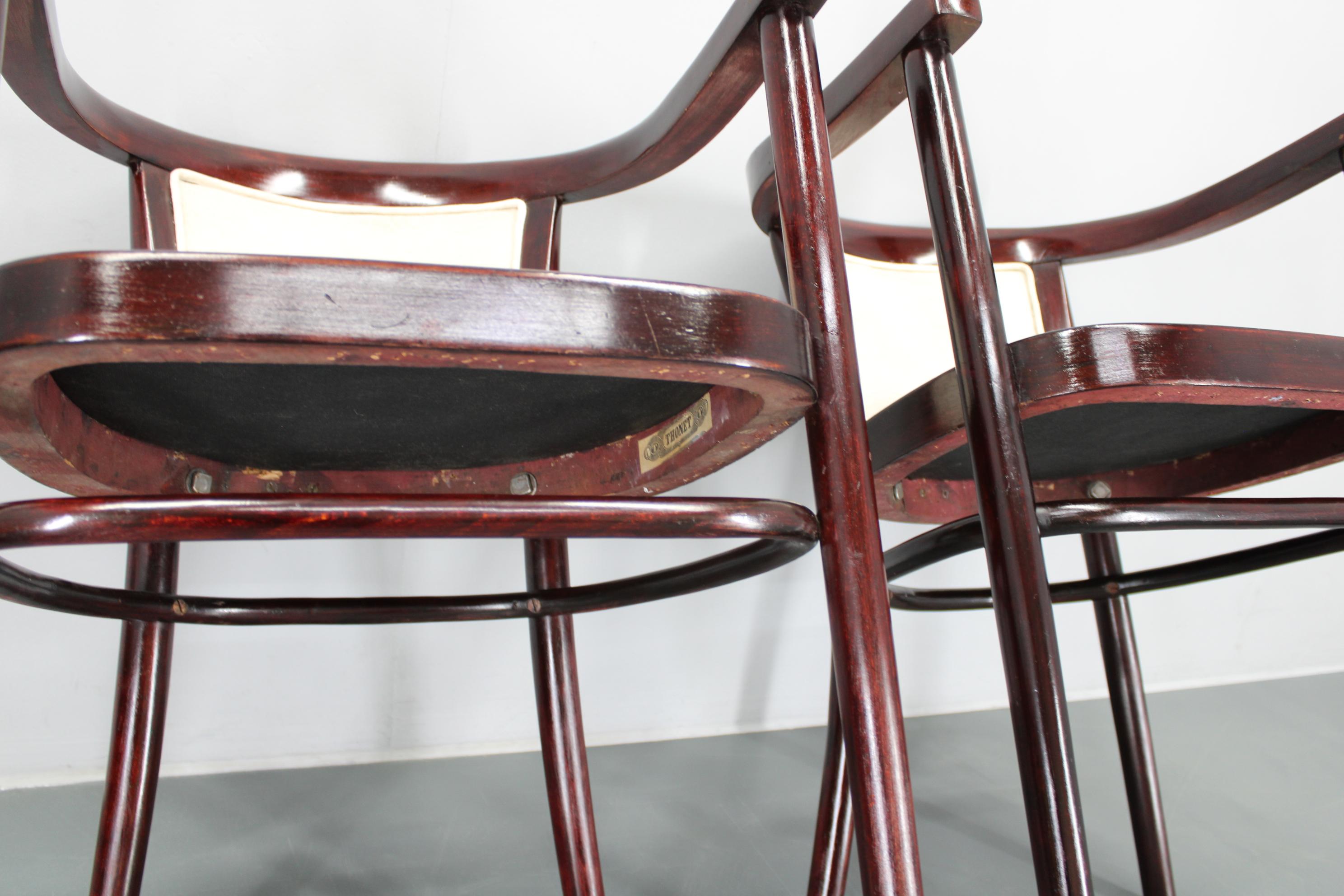 1930s Pair of Restored Thonet Armchairs, Czechoslovakia For Sale 10