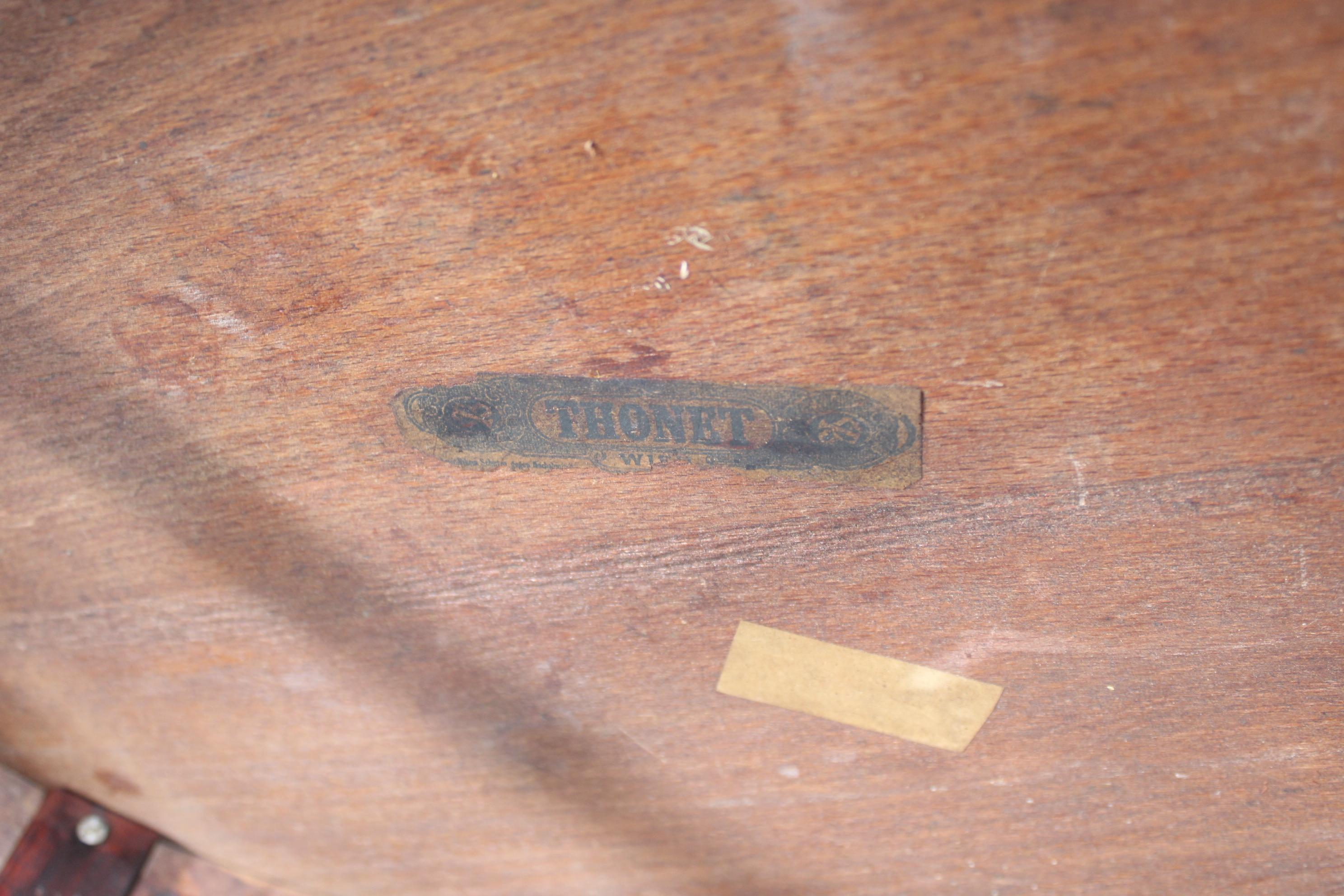 Pareja de mesas auxiliares Thonet restauradas de los años 30 nº 206, Checoslovaquia en venta 12