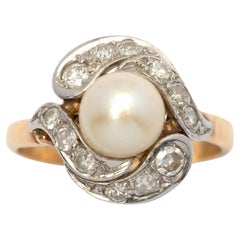1930s pearl and diamonds ring gold and platinum