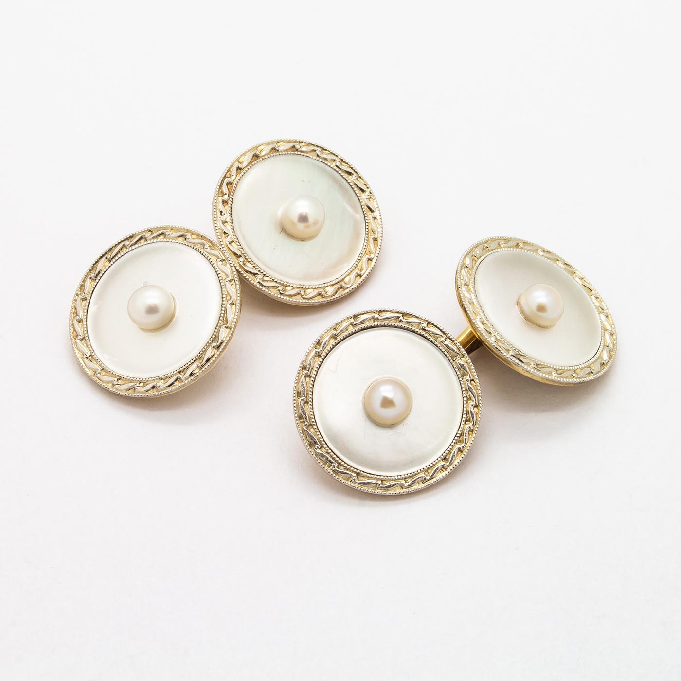 1930s Pearl Mother-of-Pearl Gold Platinum Cufflinks In Good Condition In London, GB