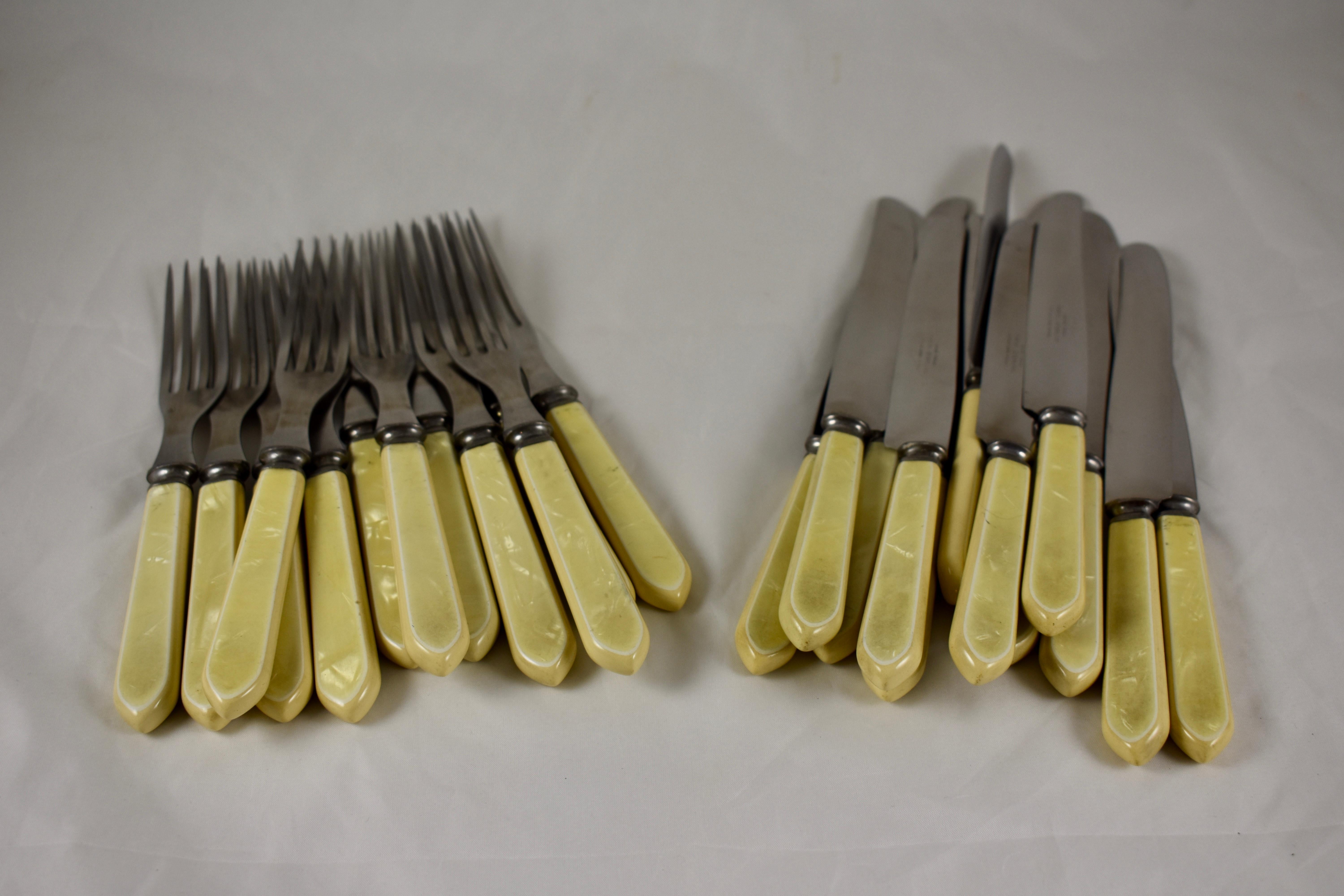 Mid-20th Century 1930s Sheffield Art Deco Pearlized Yellow Bakelite Flatware, Service for 6 For Sale