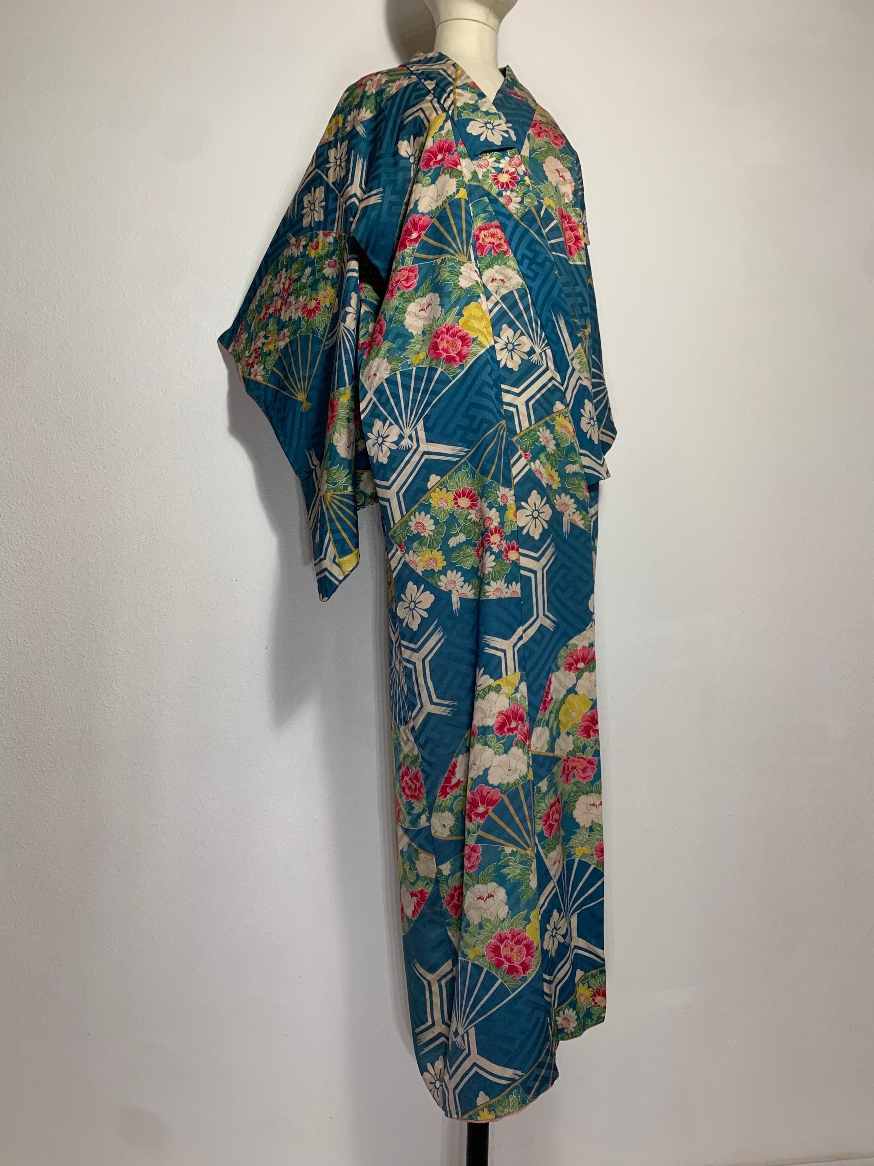 1930s Periwinkle Silk Traditional Kimono w Florals Fans and Red Silk Lining For Sale 9