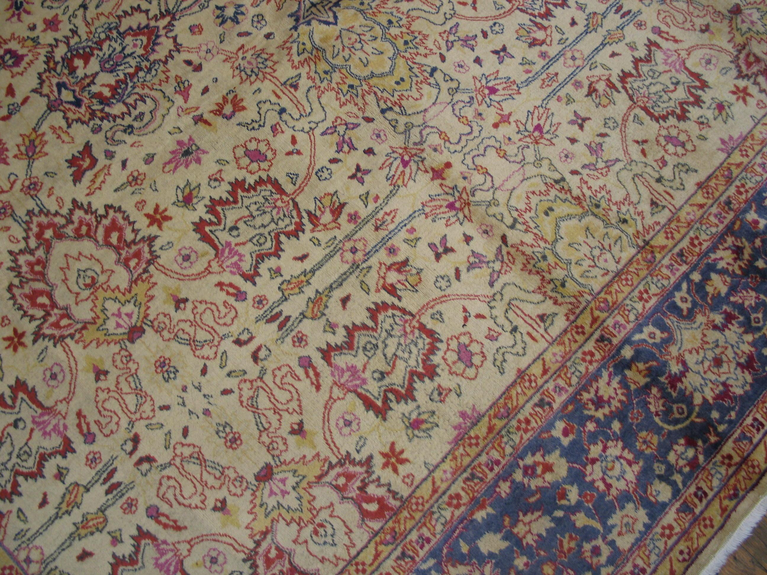 1930s Persian Tabriz Carpet ( 8'2