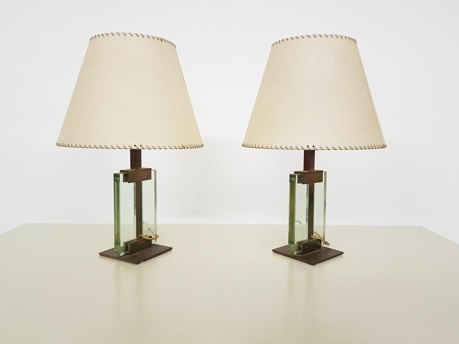 Mid-Century Modern 1930s Pietro Chiesa for Fontana Arte Table Lights in Bronze and Glass, Italy