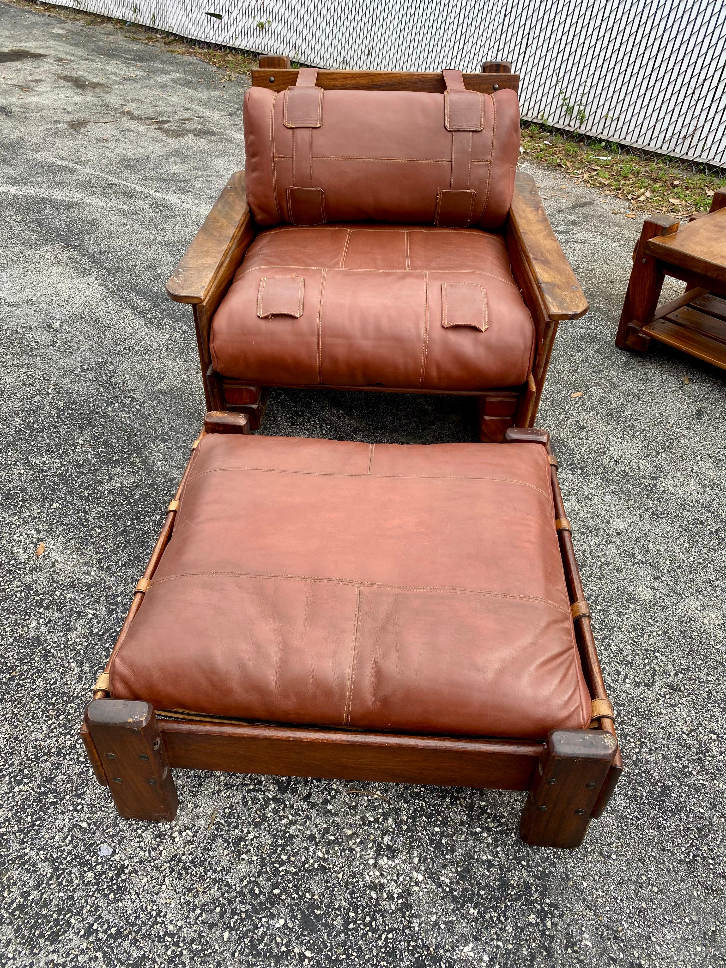 1930s Rustic Pine Saddle Leather Sling Living Room Suite, Set of 8 For Sale 4