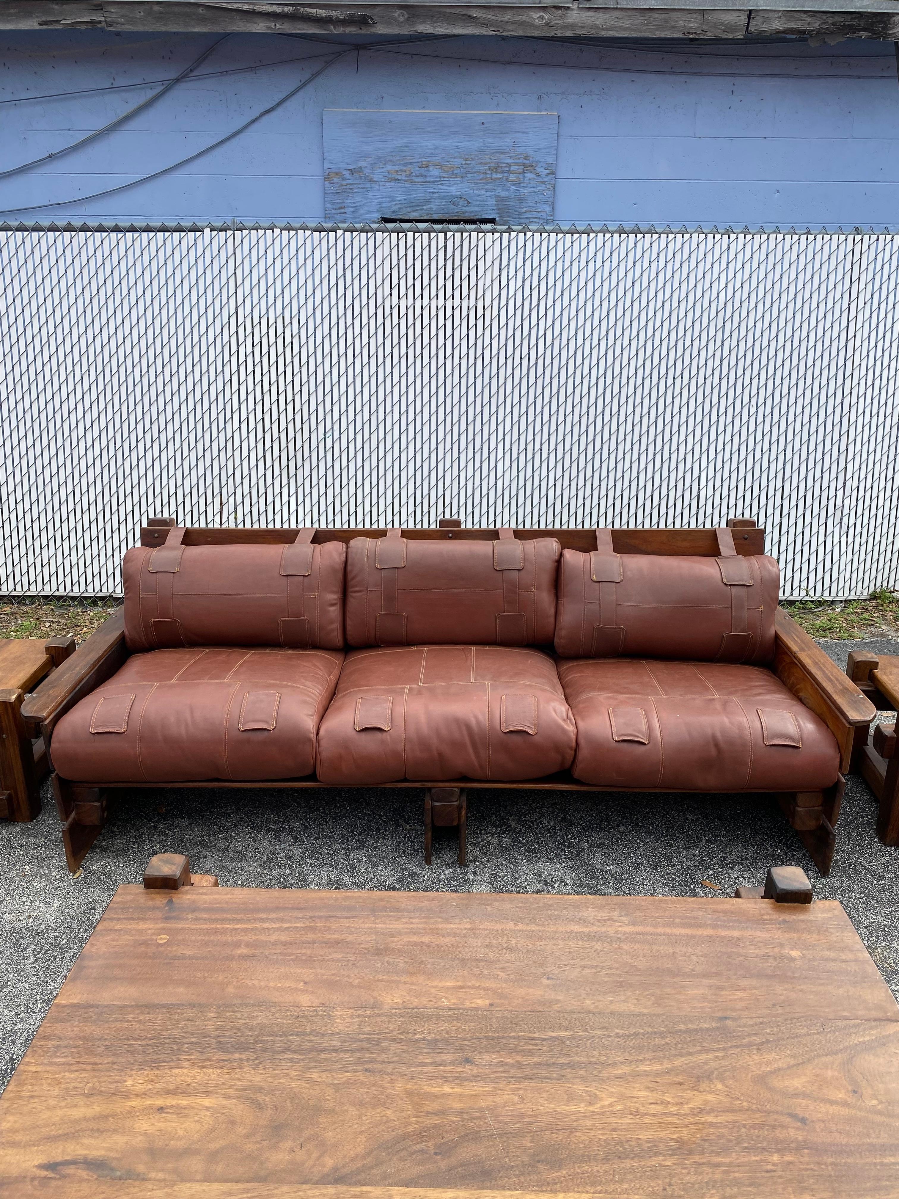 Mid-20th Century 1930s Rustic Pine Saddle Leather Sling Living Room Suite, Set of 8 For Sale