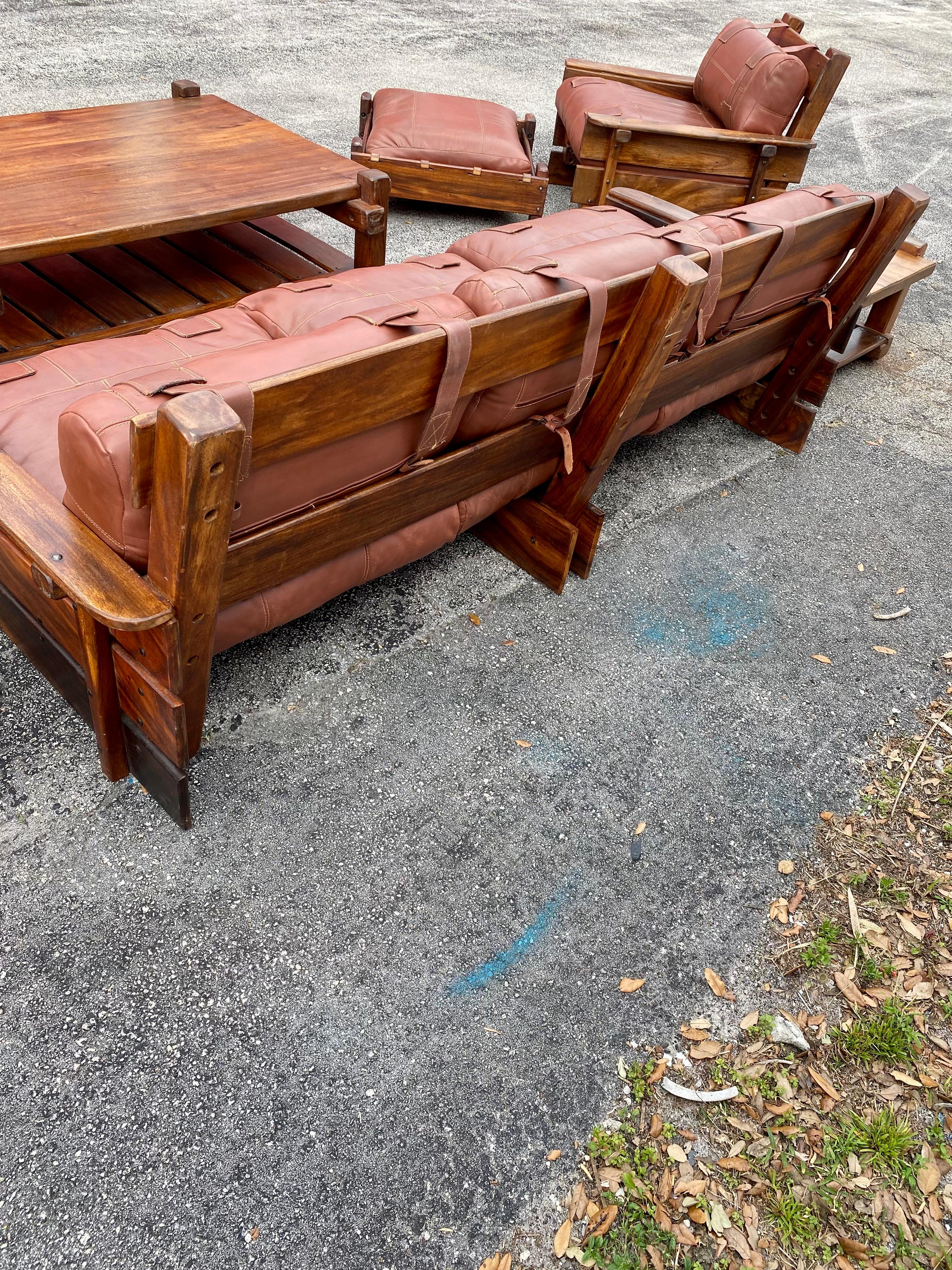 1930s Rustic Pine Saddle Leather Sling Living Room Suite, Set of 8 For Sale 2