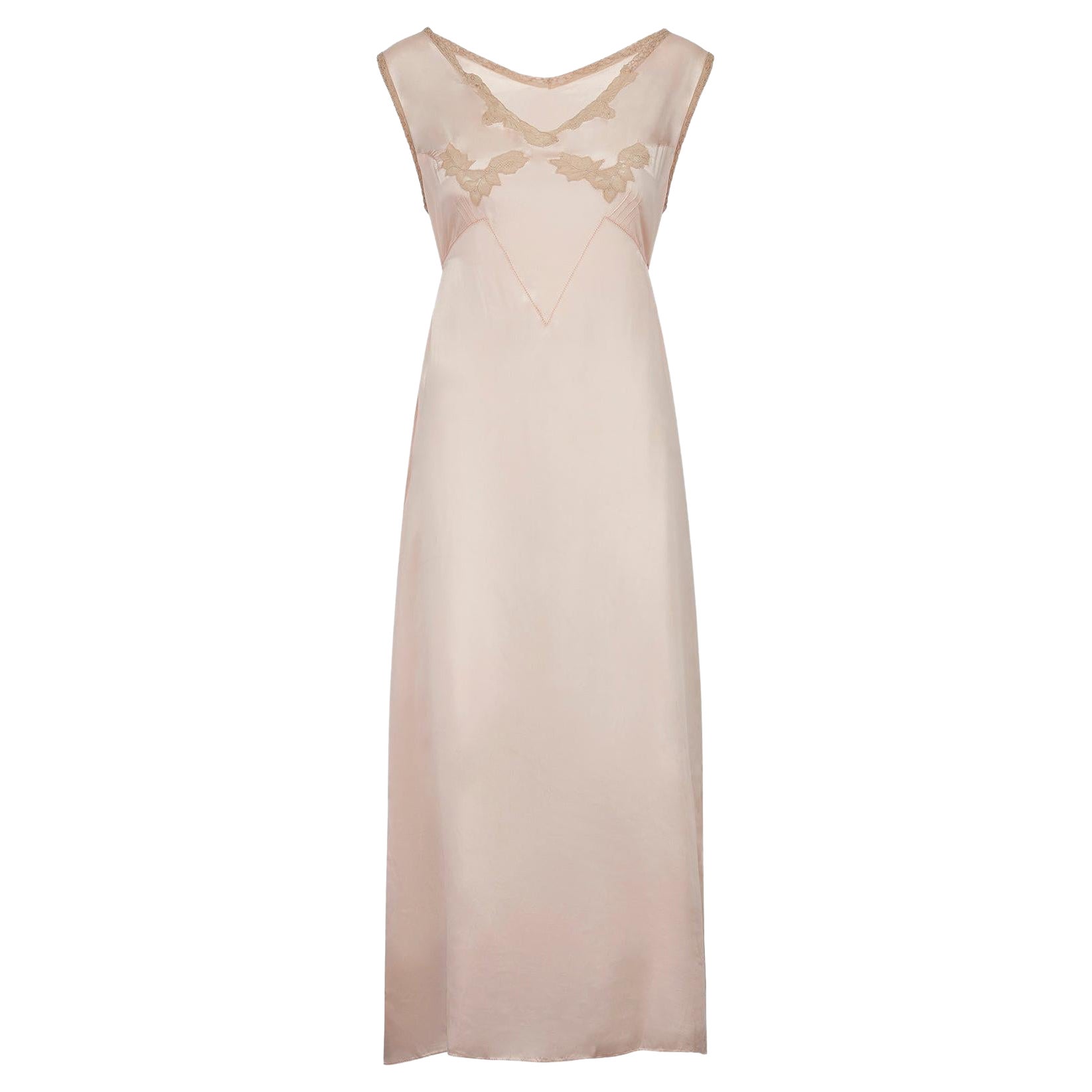 Rosa Satin-Slip mit Spitzenausschnitt aus den 1930er Jahren