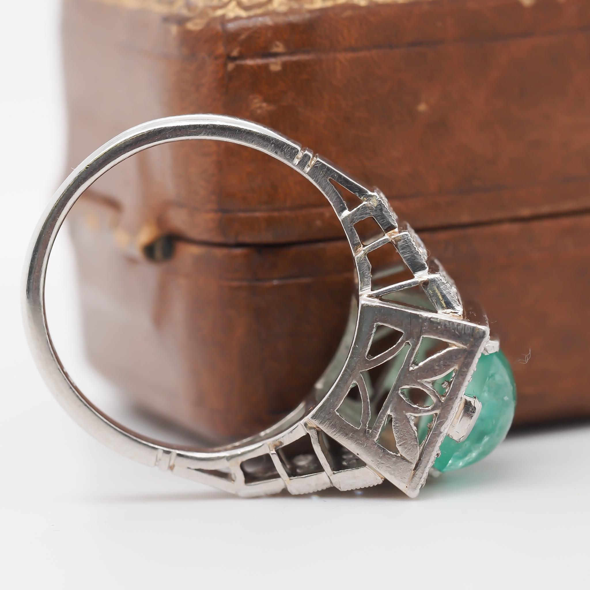 1930s Platinum Art Deco Cabochon Emerald Engagement Ring For Sale 1