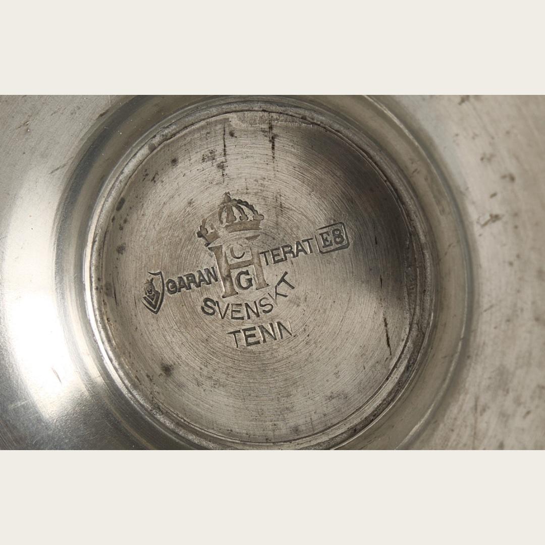 Mid-20th Century 1930s Polished Pewter Lidded Urn by C.G Hallberg, attributed to Sylvia Stave For Sale