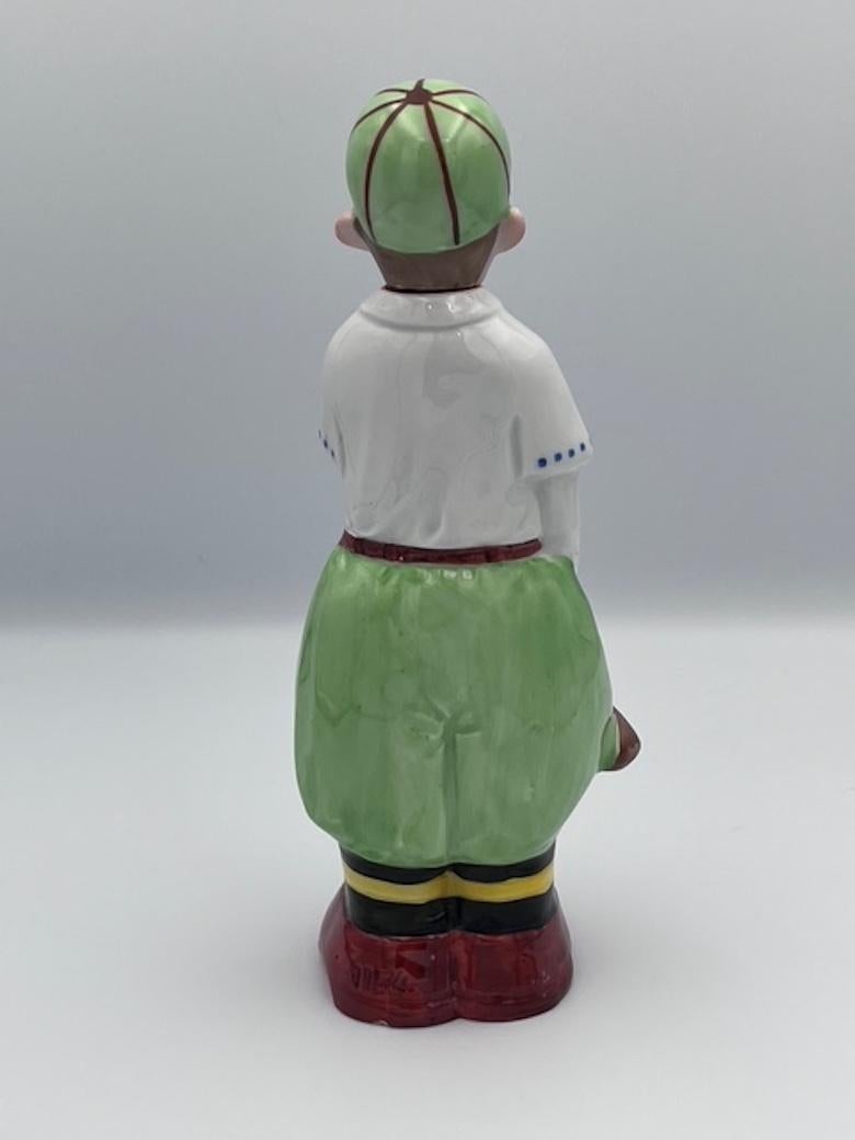 Decantador de Porcelana de 1930 Jugador de Cricket mediados del siglo XX en venta