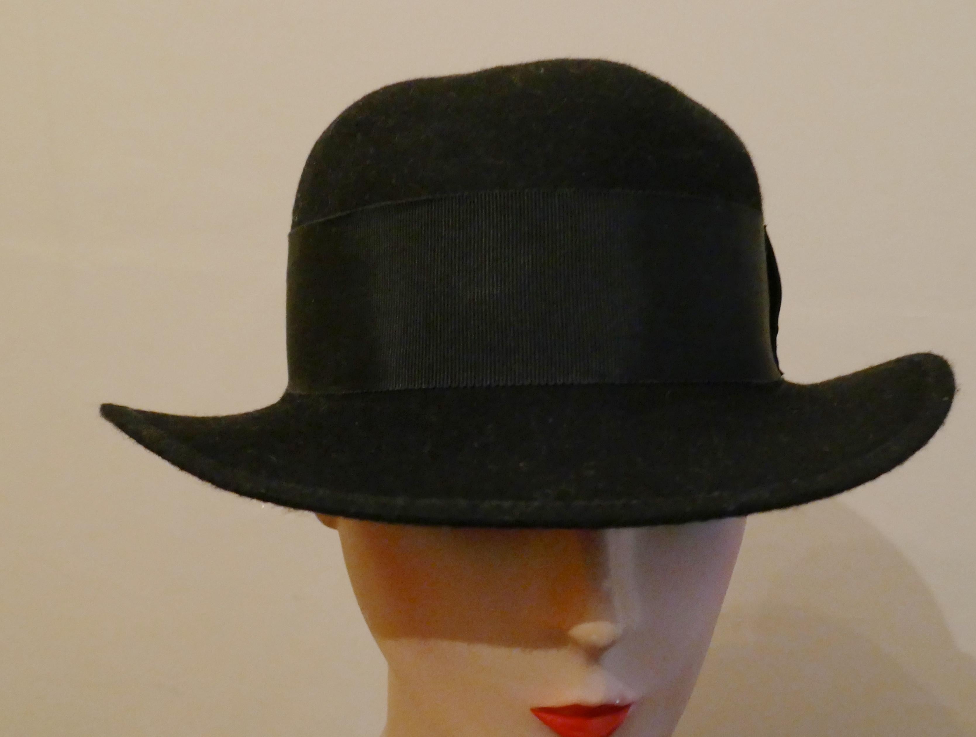 1930s bowler hat