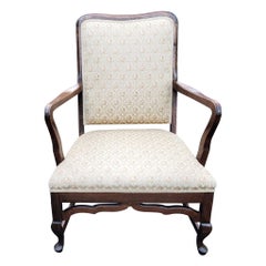 Chaise longue tapissée en noyer de style Queen Anne des années 1930