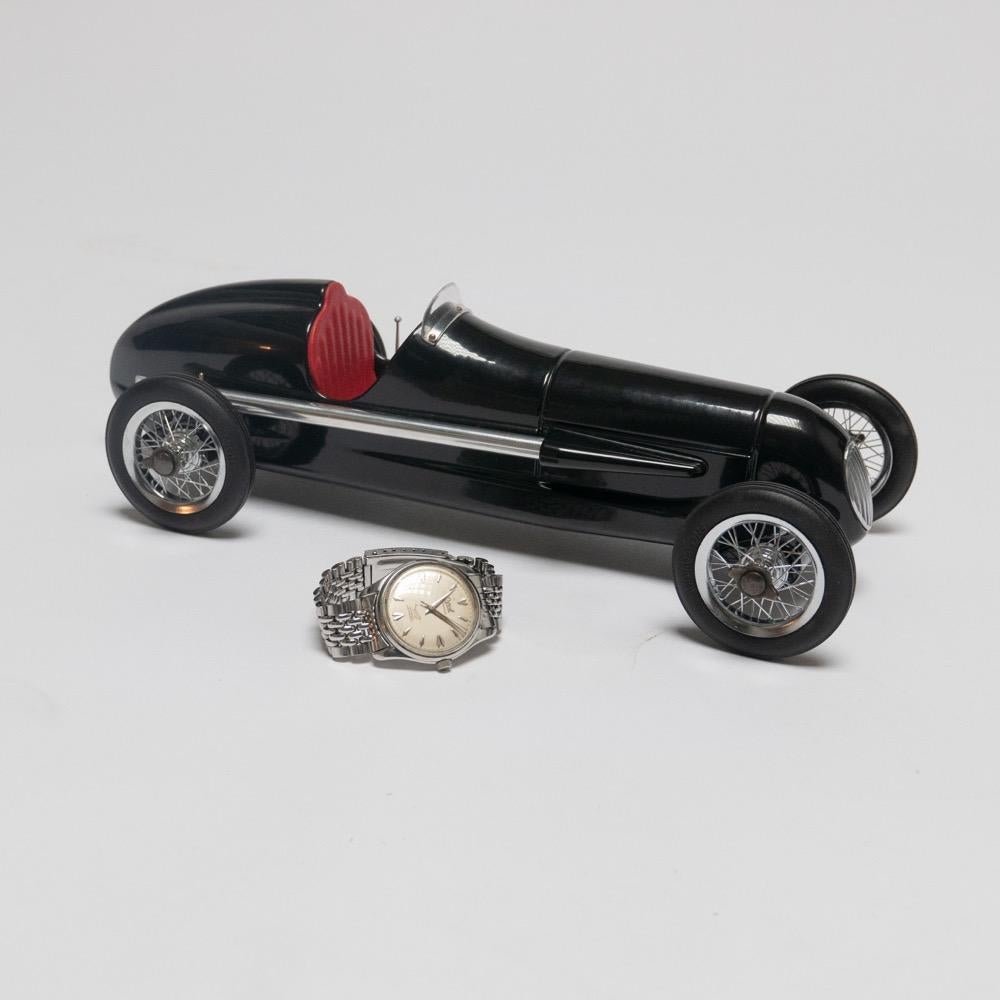 Metal 1930s Style Racing Car Black and Red Scale Model, Highly Detailed, Medium Size For Sale