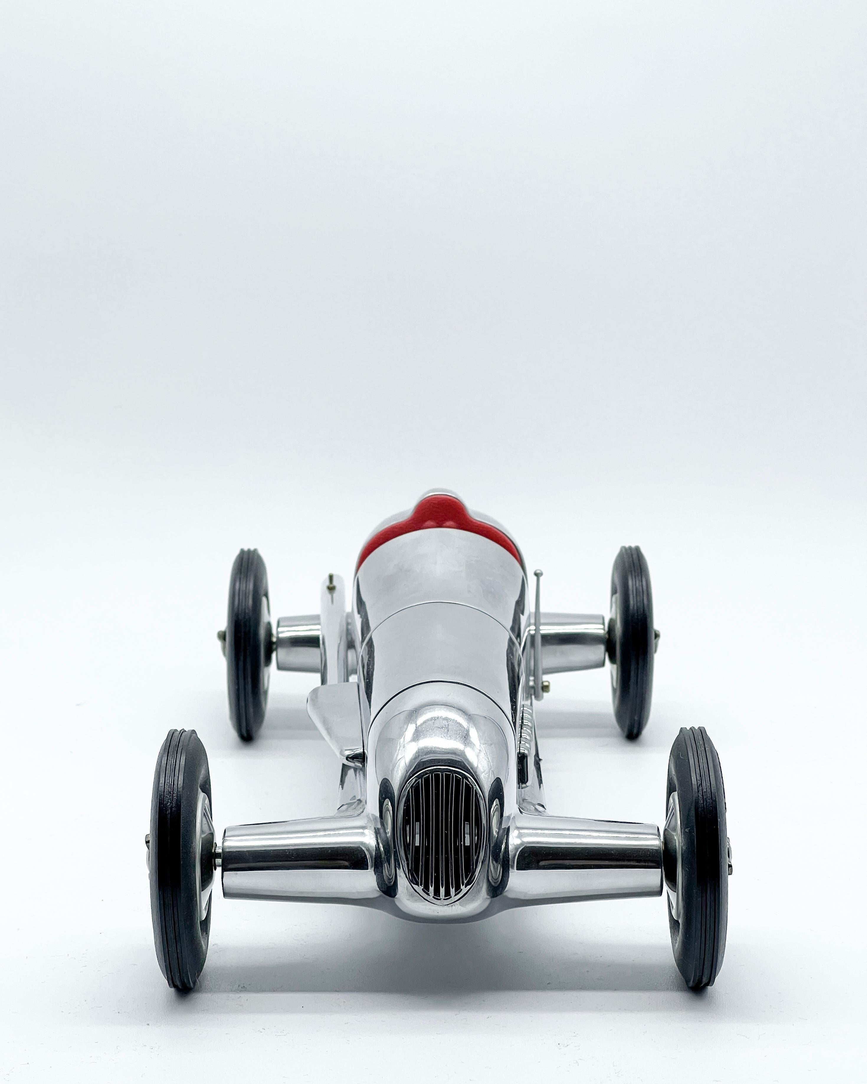 Art Deco 1930s Racing Car Black and Red Scale Model, Highly Detailed, Medium Size For Sale