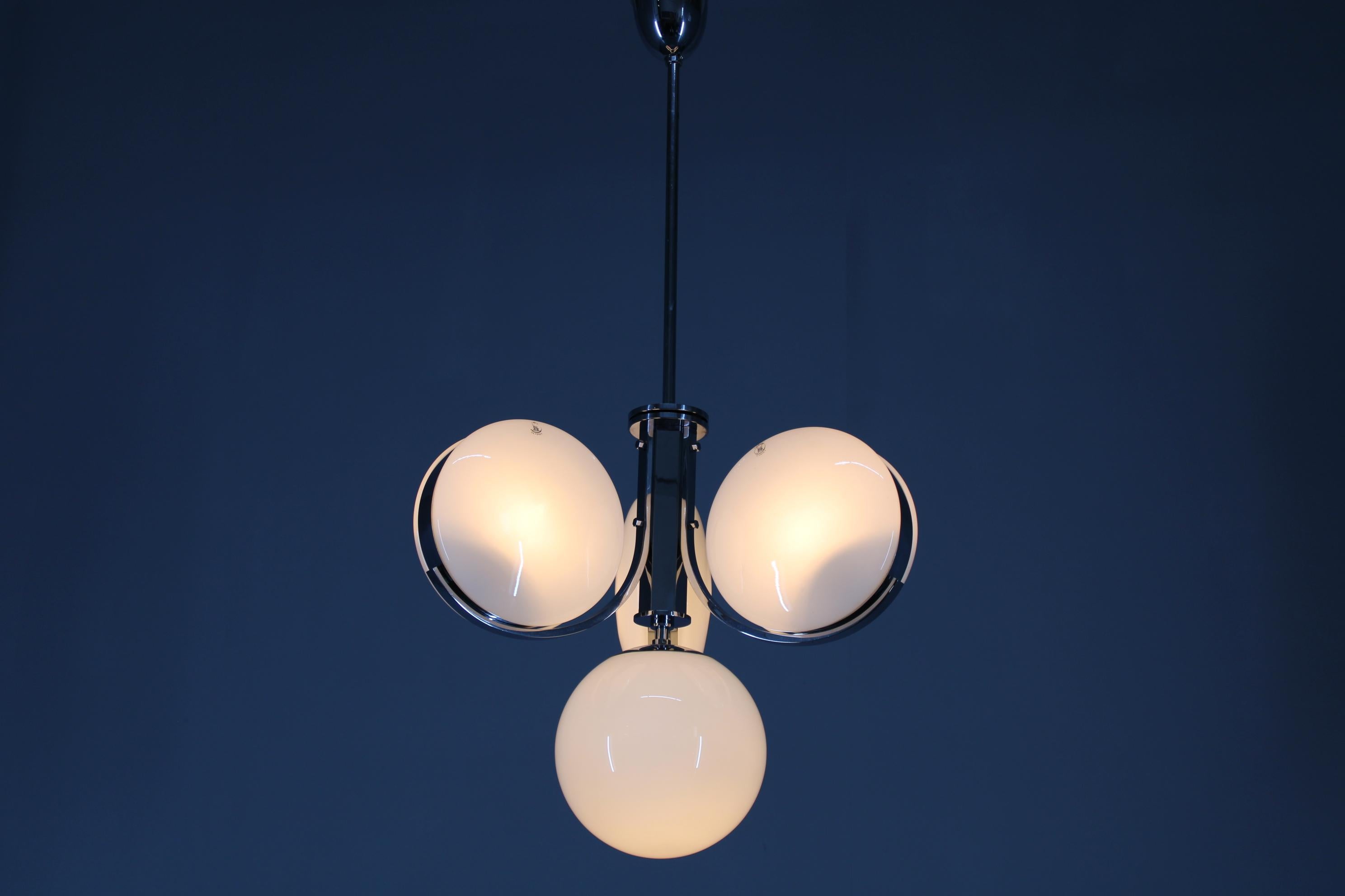 Lustre en verre Art Déco des années 1930, Tchécoslovaquie en vente 5