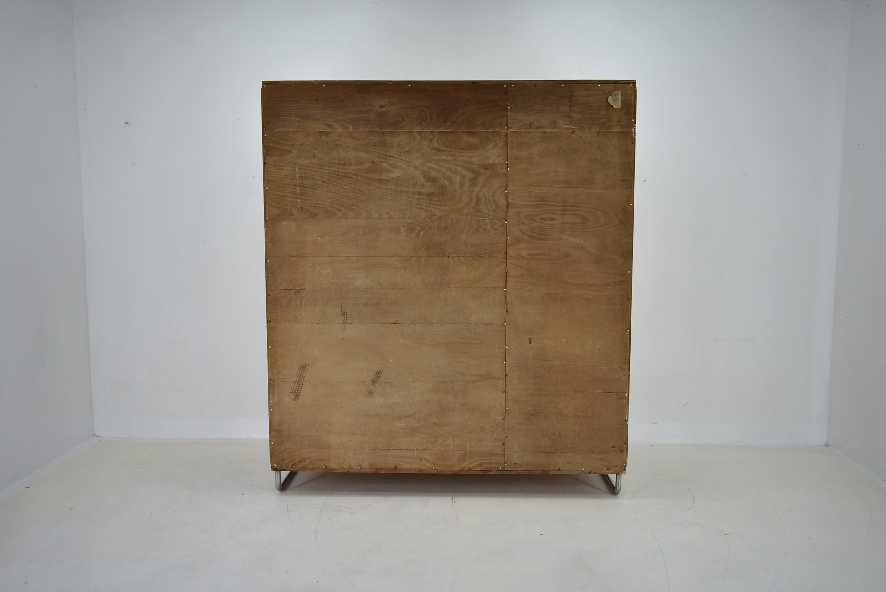 Rare armoire Bauhaus des années 1930 par Hynek Gottwald, Tchécoslovaquie en vente 5