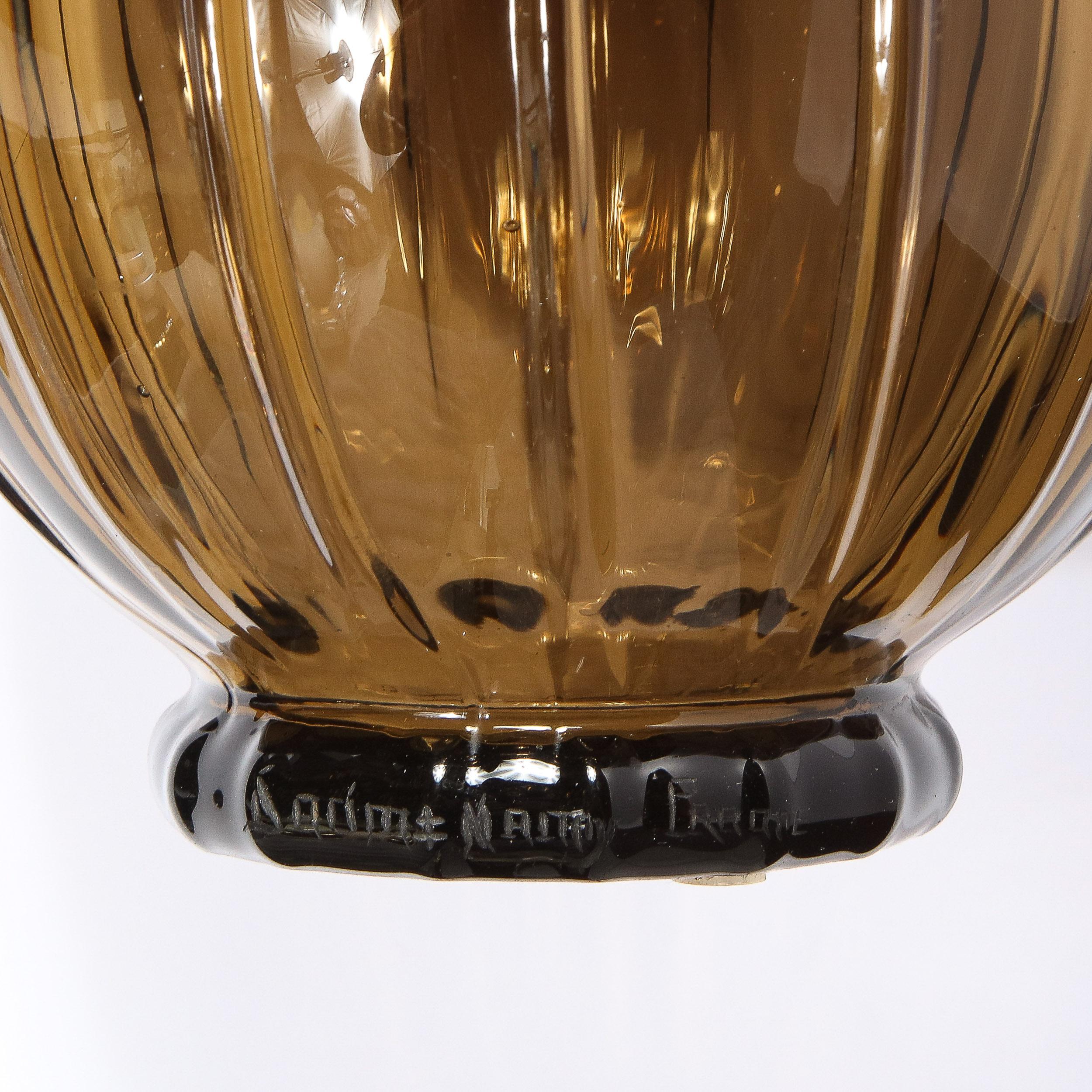 Rare vase sphérique soufflé à la main en topaze des années 1930, signé par Daum Nancy France en vente 1