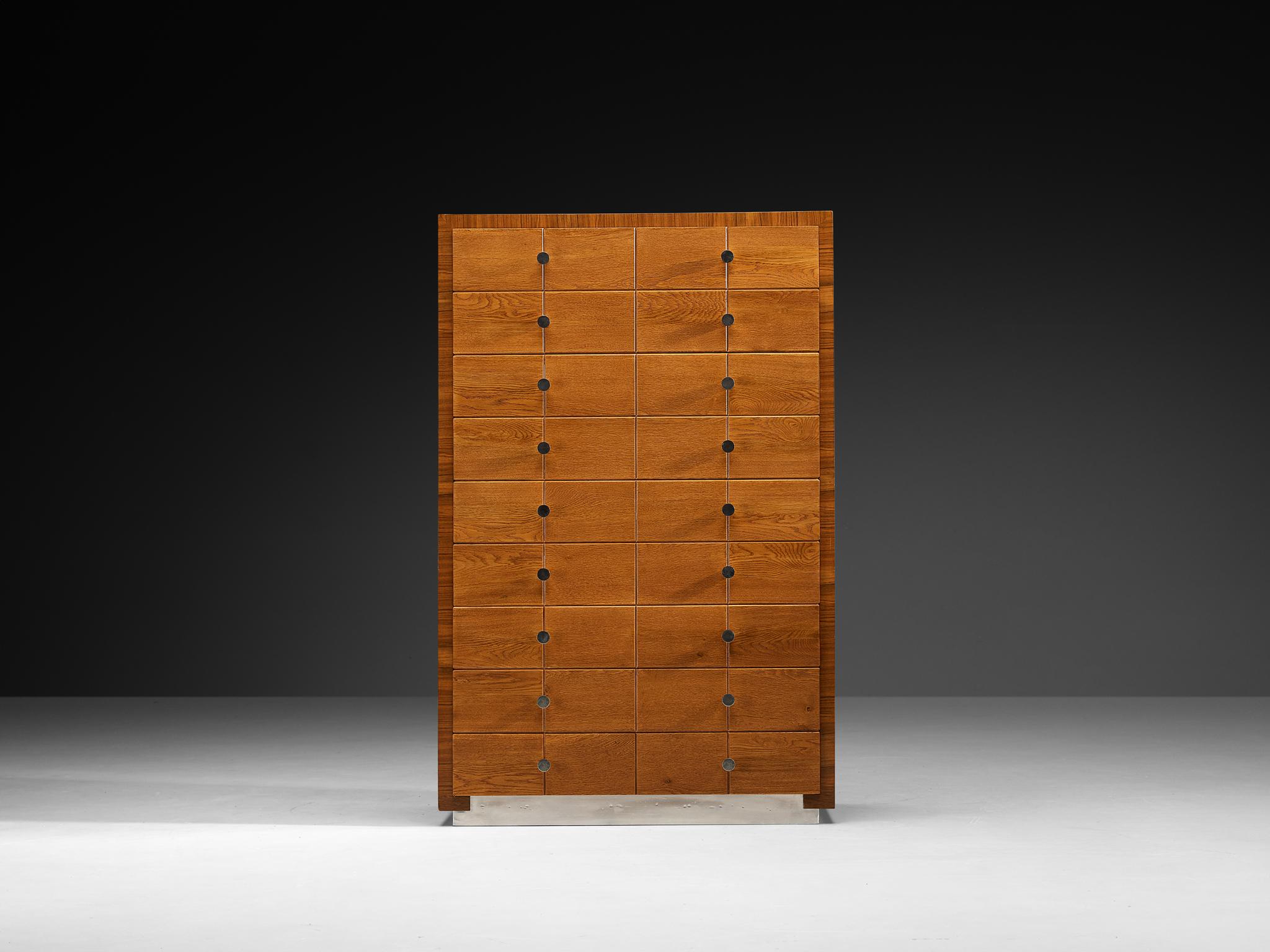 Commode rationaliste des années 1930 en chêne, noyer et métal Bon état - En vente à Waalwijk, NL