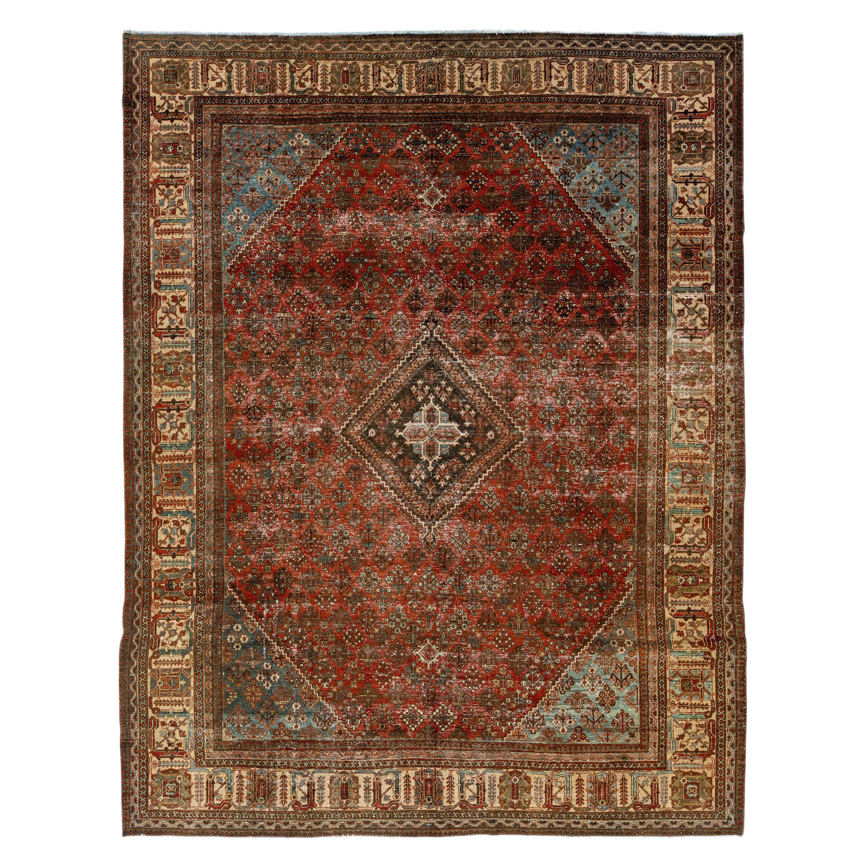 Tapis persan Josheghan rouge fait à la main des années 1930 avec motif sur toute la surface
