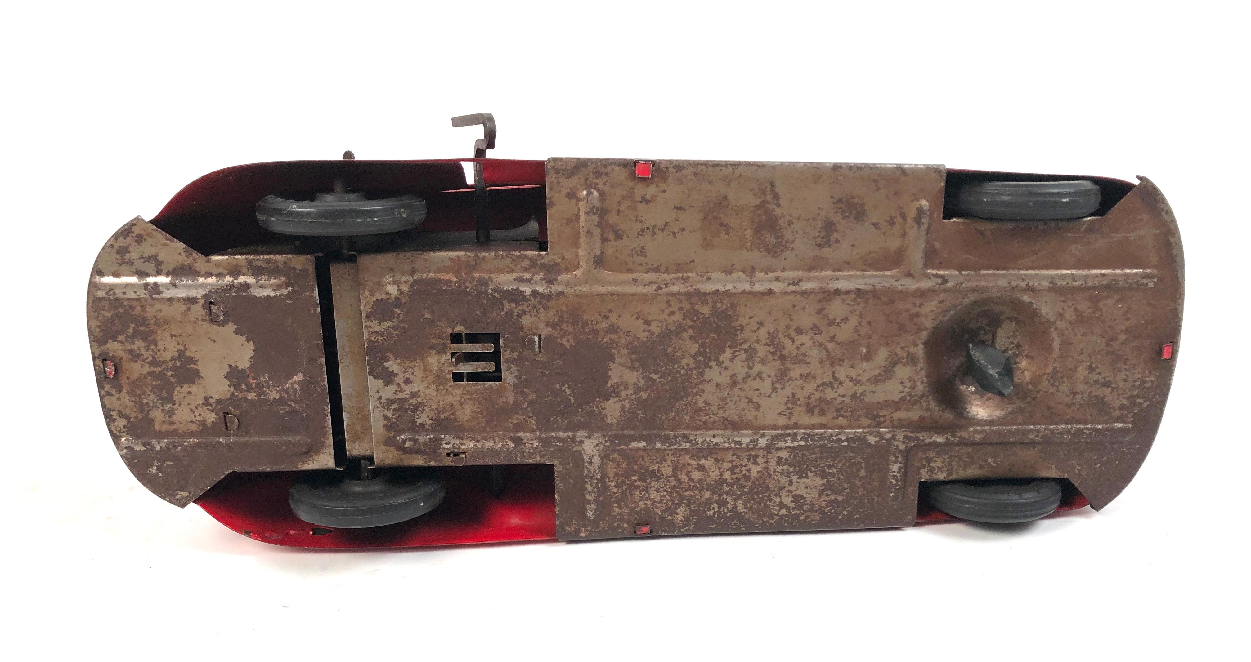 1930s Red Pressed Tin Toy Car 3