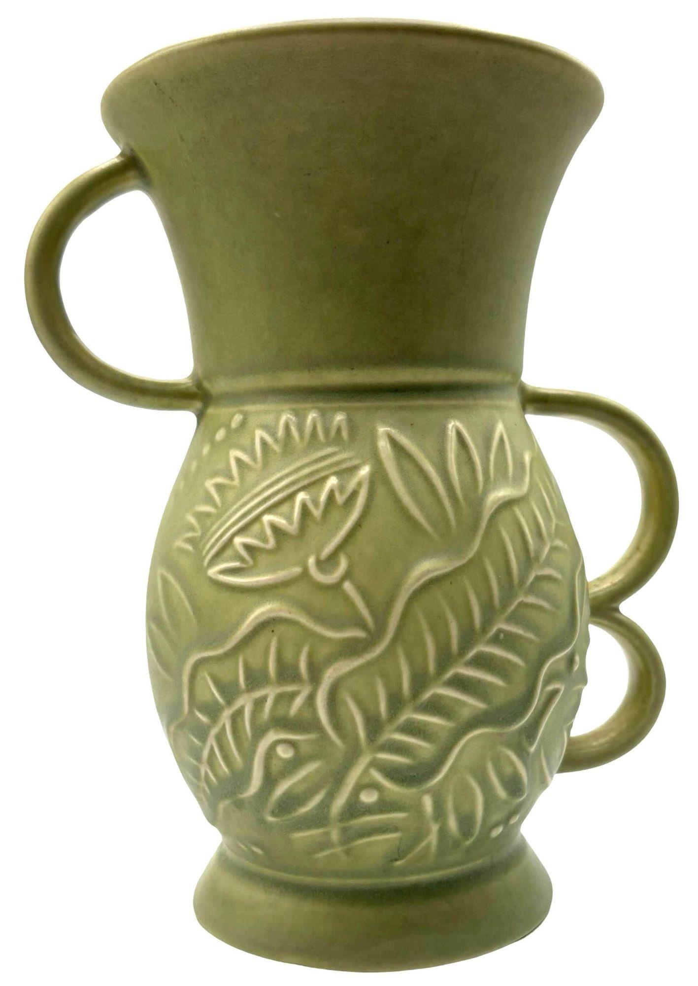 1930's Red Wing Art Deco Three Handle Floral Pottery Vase In Excellent Condition In Van Nuys, CA