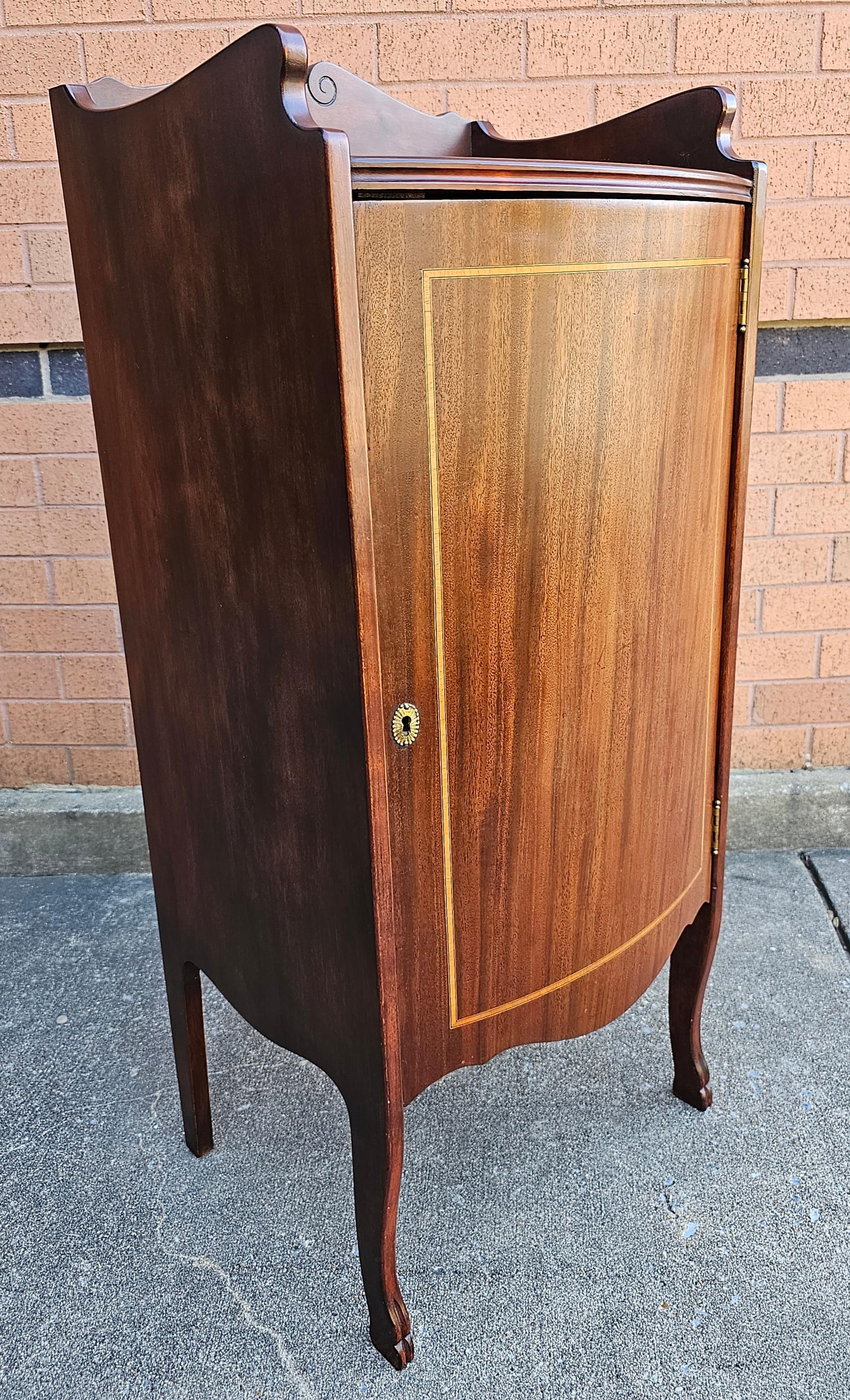 1930s Refinished Edwardian Mahogany and Satinwood Inlaid Sheet Music Cabinet For Sale 1