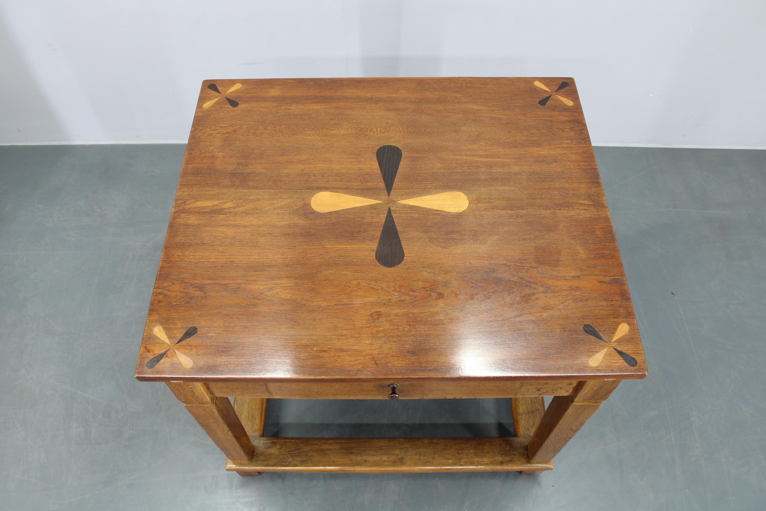 Tchèque Table ancienne restaurée en chêne, Tchécoslovaquie, années 1930 en vente