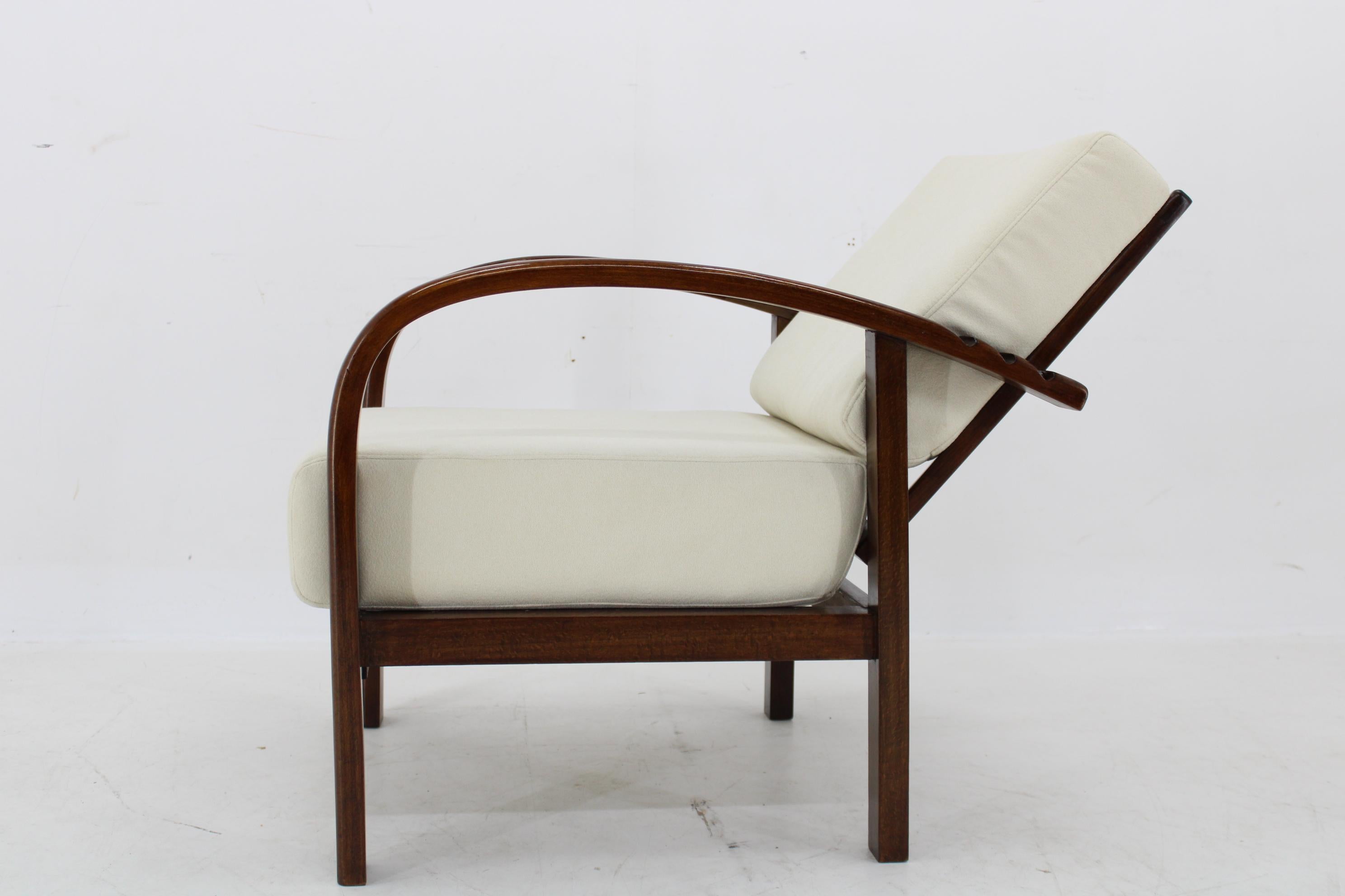 1930s Restored Art Deco Adjustable Armchair by Fischel, Czechoslovakia For Sale 3