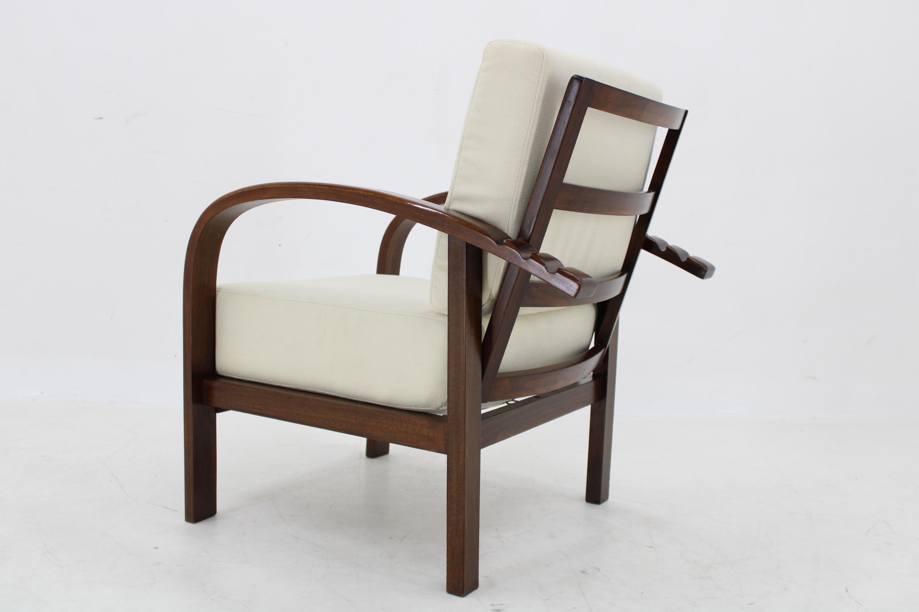 1930s Restored Art Deco Adjustable Armchair by Fischel, Czechoslovakia For Sale 4