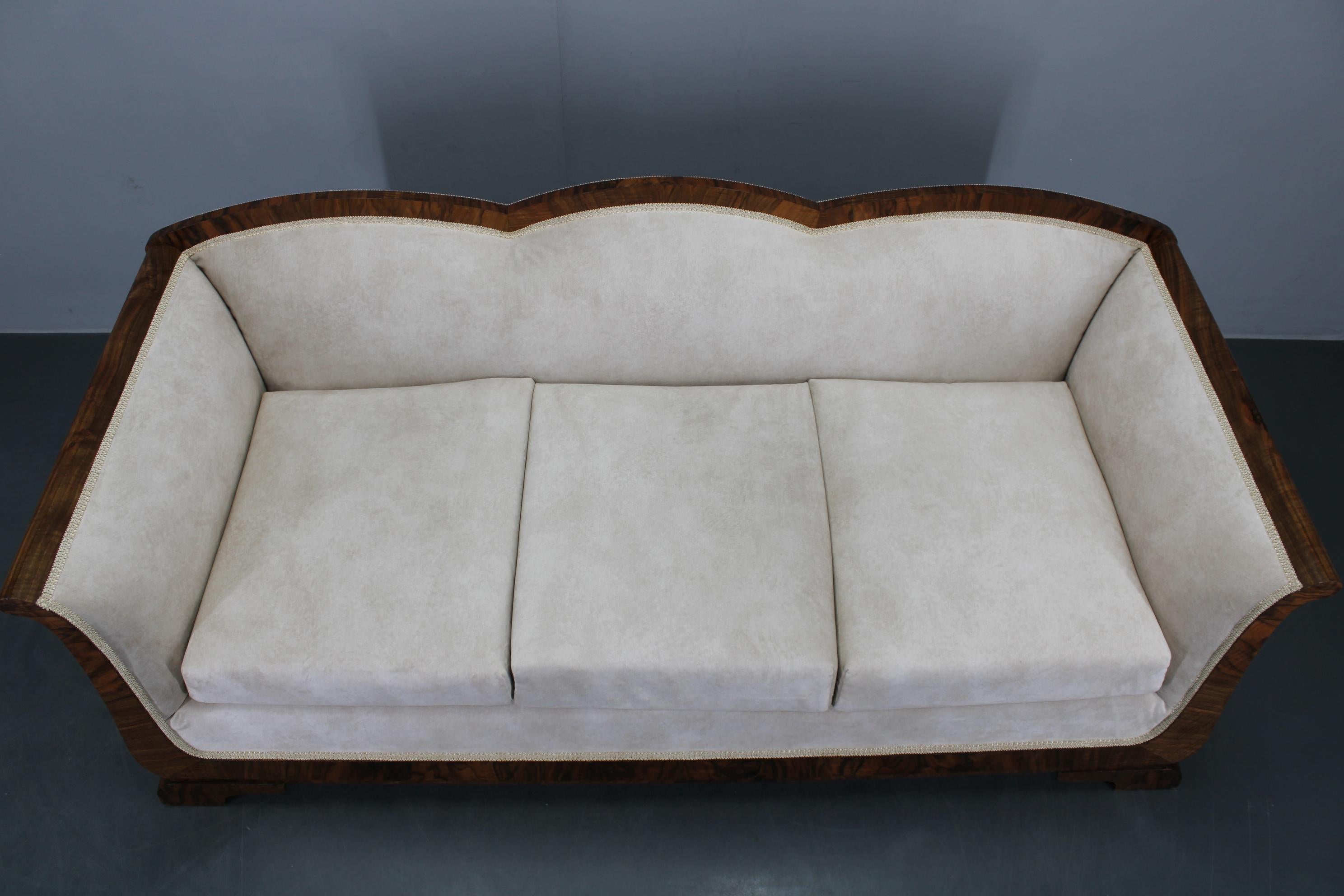 1930s Restored Art Deco Sofa, Czechoslovakia For Sale 8