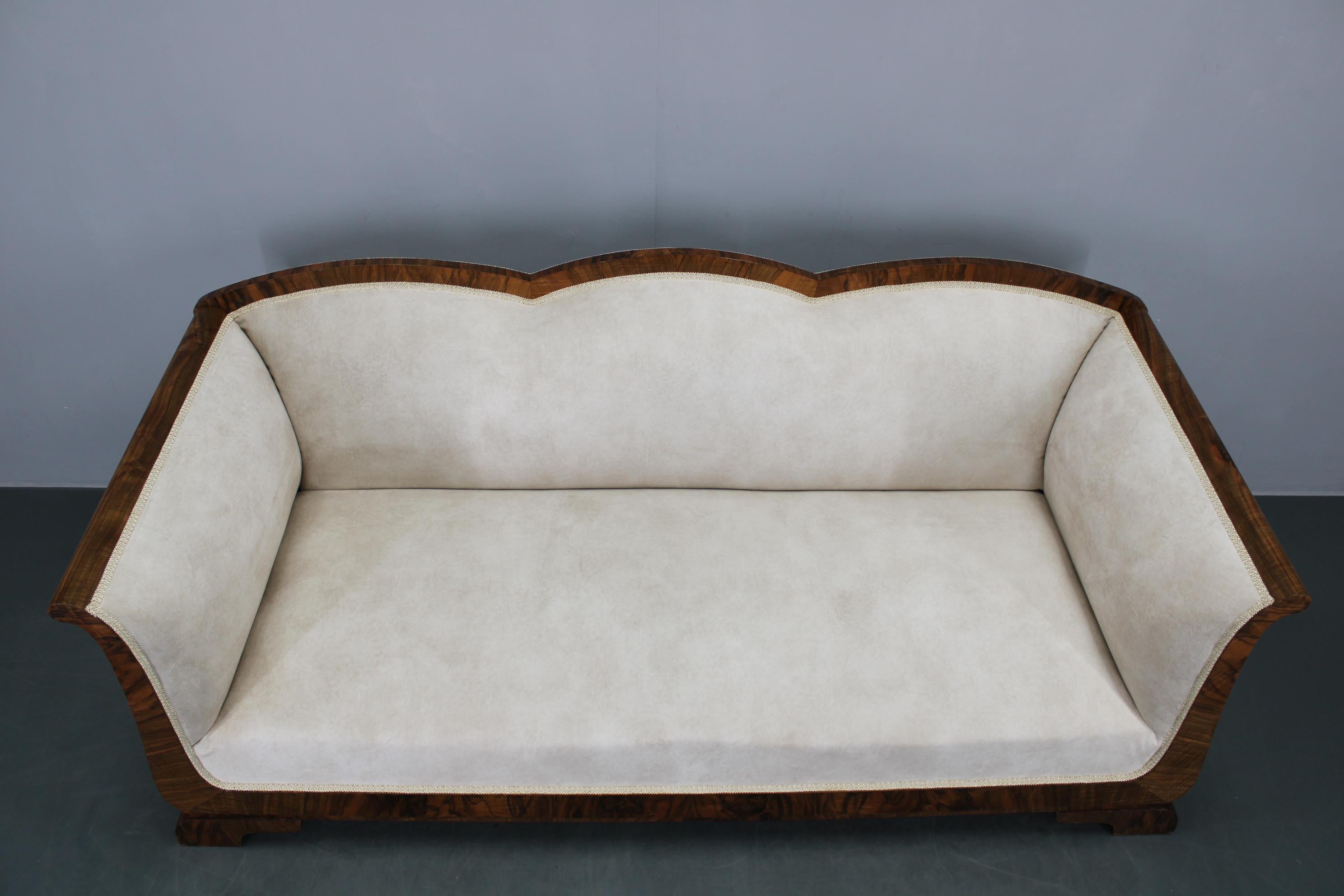 Mid-20th Century 1930s Restored Art Deco Sofa, Czechoslovakia For Sale