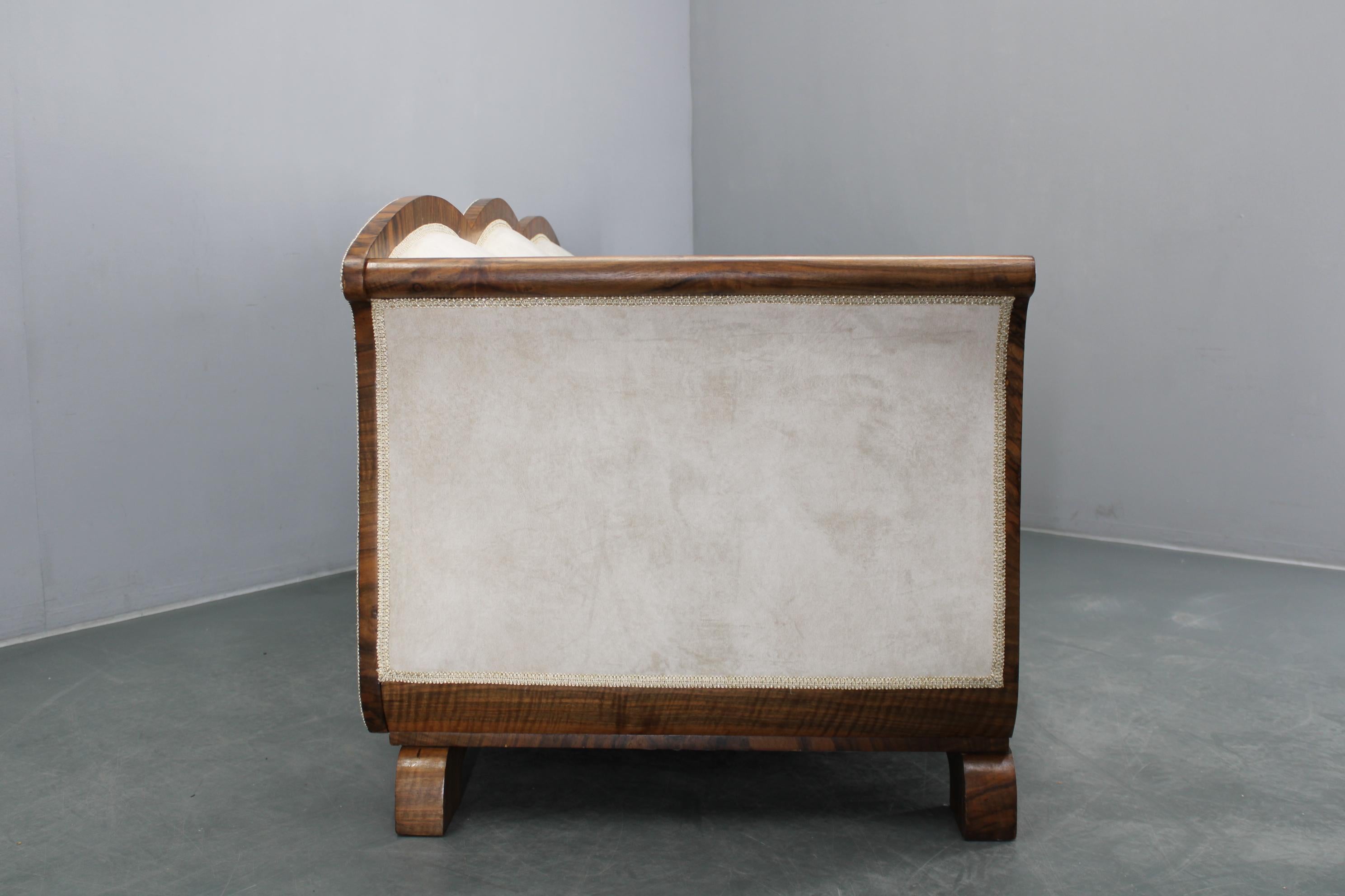 1930s Restored Art Deco Sofa, Czechoslovakia For Sale 3
