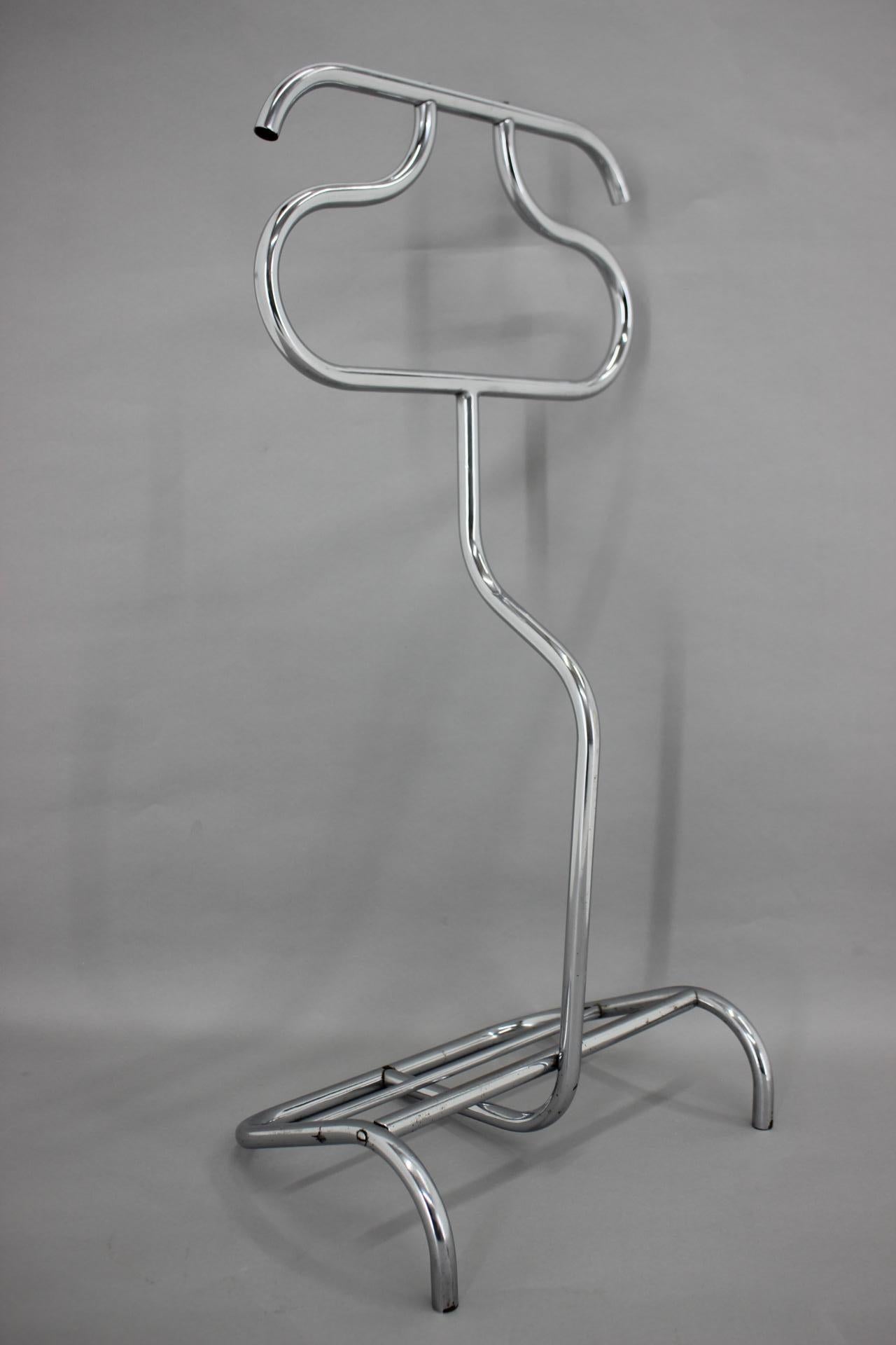Años 30 Robert Slezak Bauhaus Dressboy, Checoslovaquia siglo XX en venta