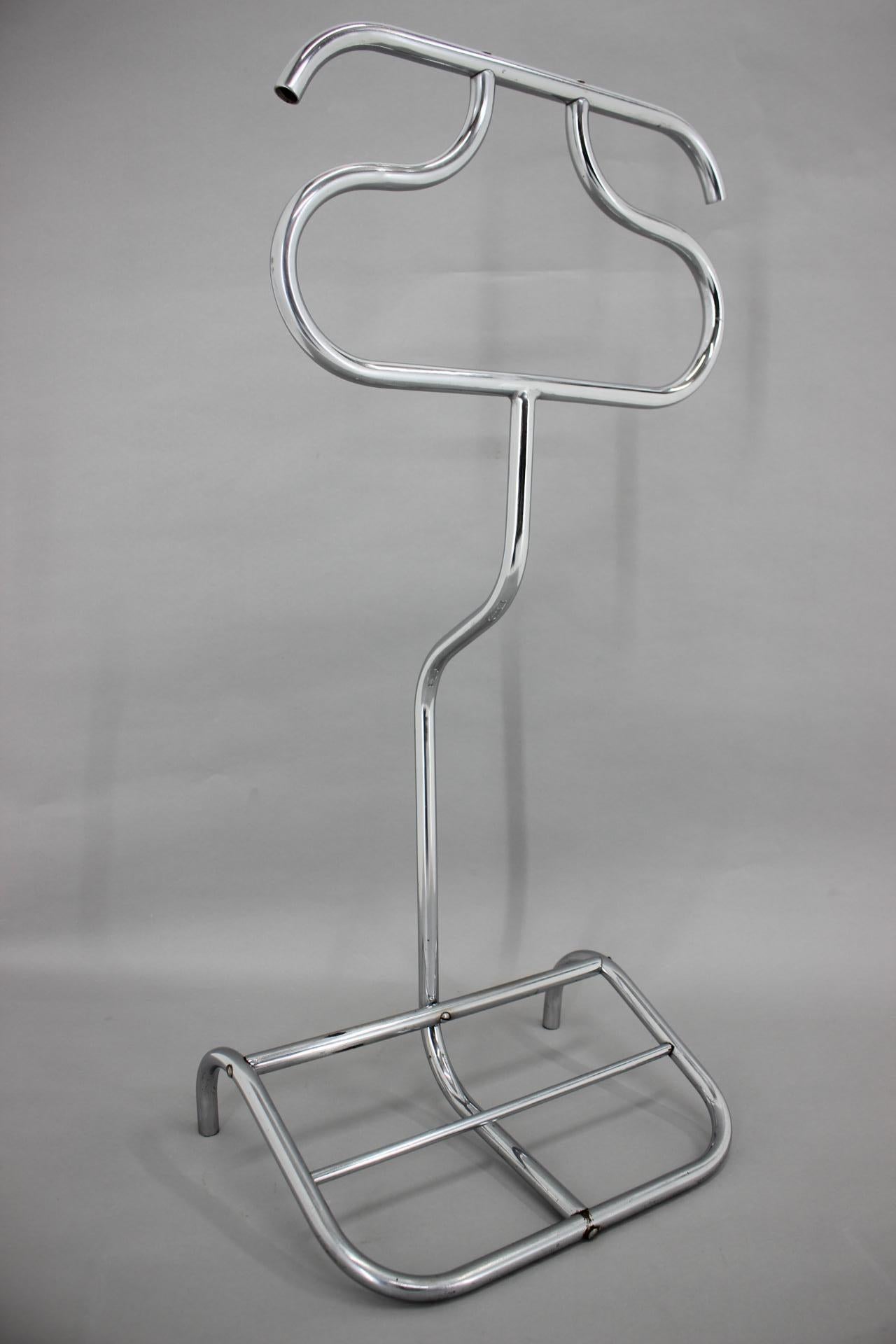 1930s Robert Slezak Bauhaus Dressboy, Czechoslovakia For Sale 2