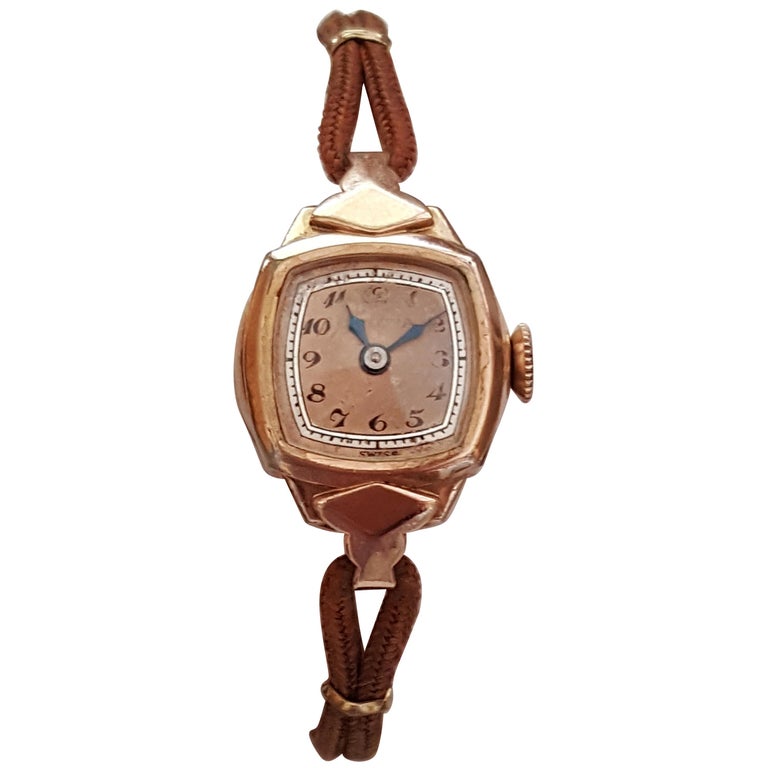 1930s Rose Gold Vintage Bulova Watch, 14 Karat Rose Gold Rolled Gold