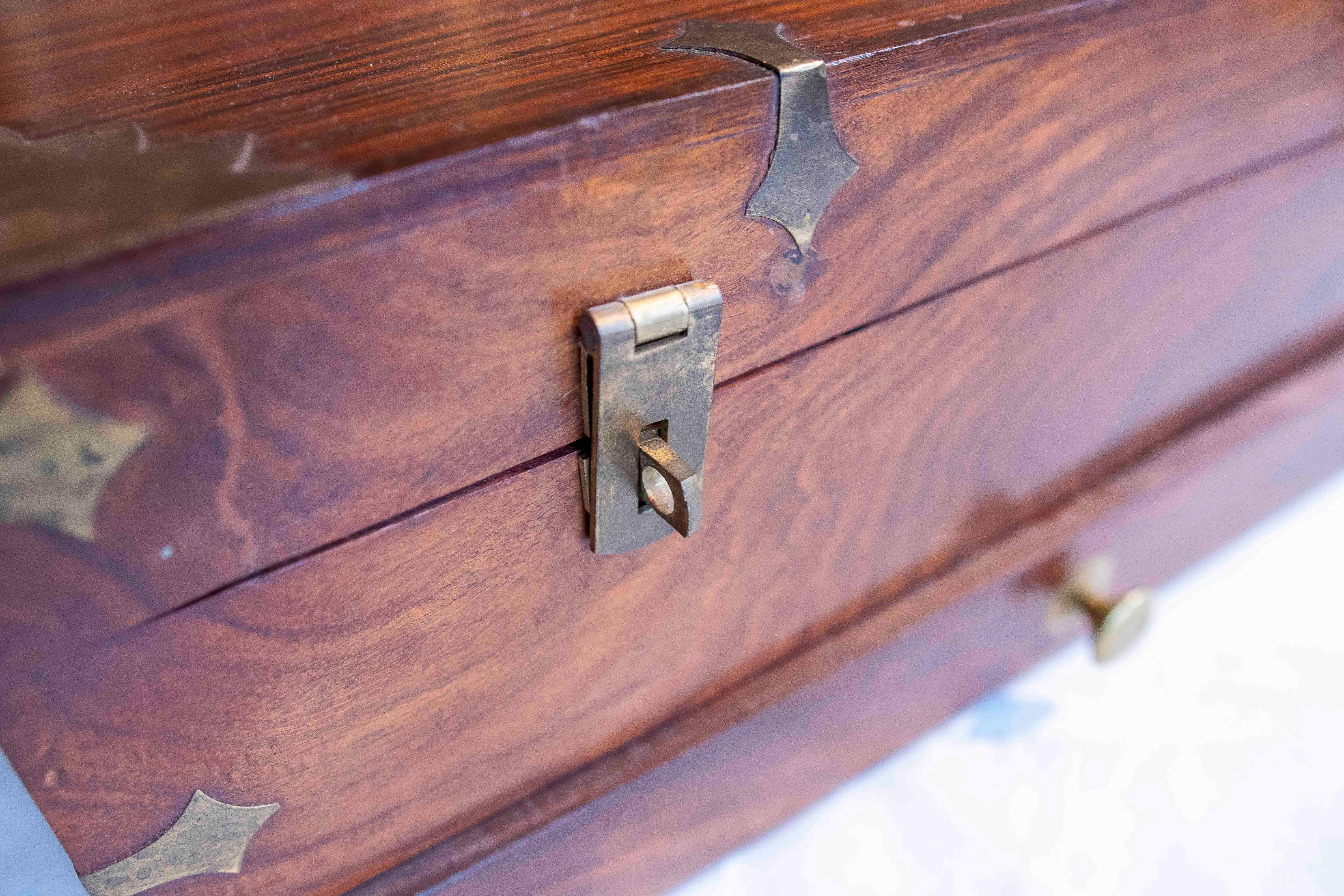 1930s Rosewood Campaign Desk Box with Brass Fittings For Sale 7
