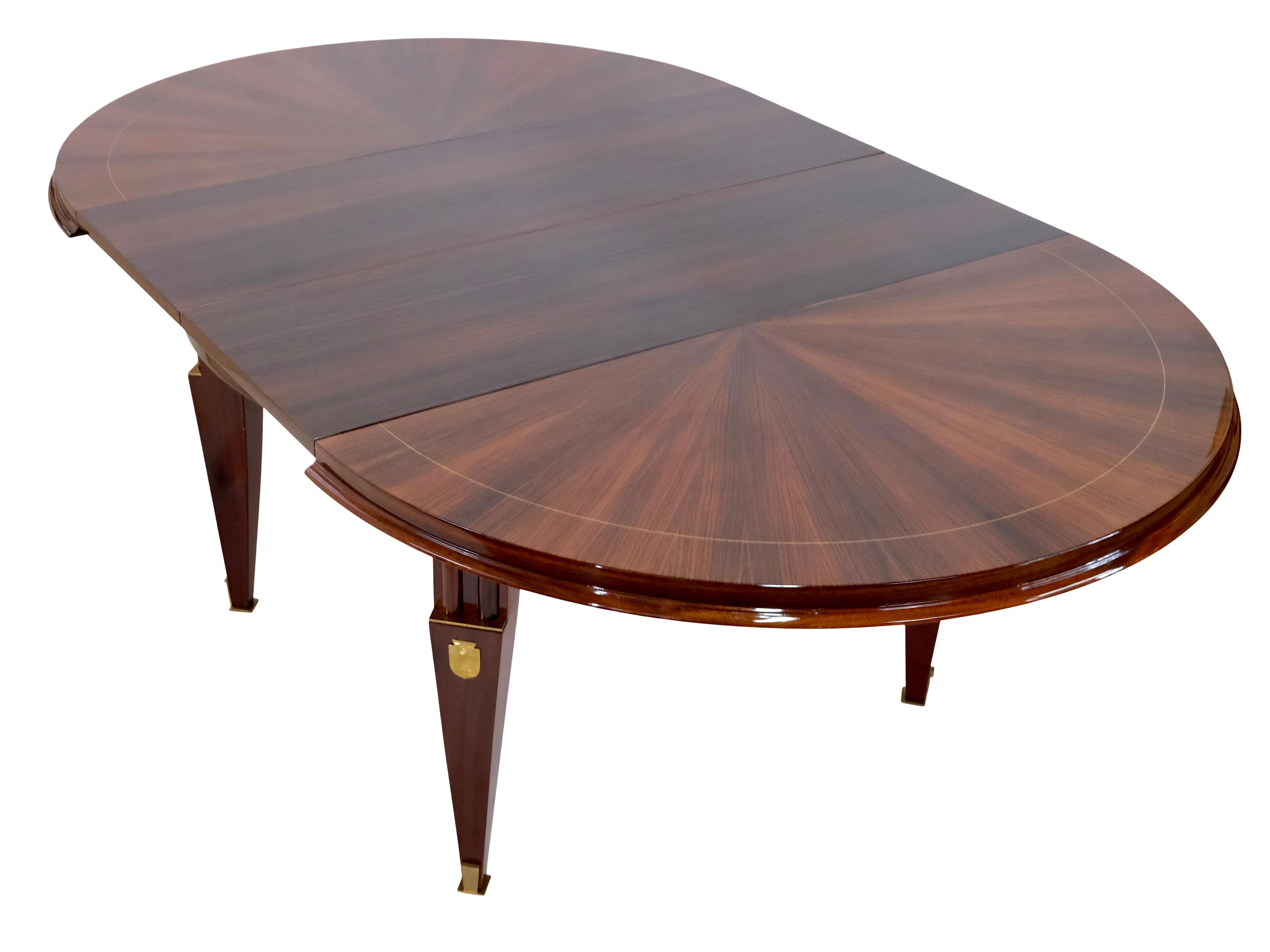 1930s Round Art Deco Dining or Center Table in Mahogany with Brass Fittings 5