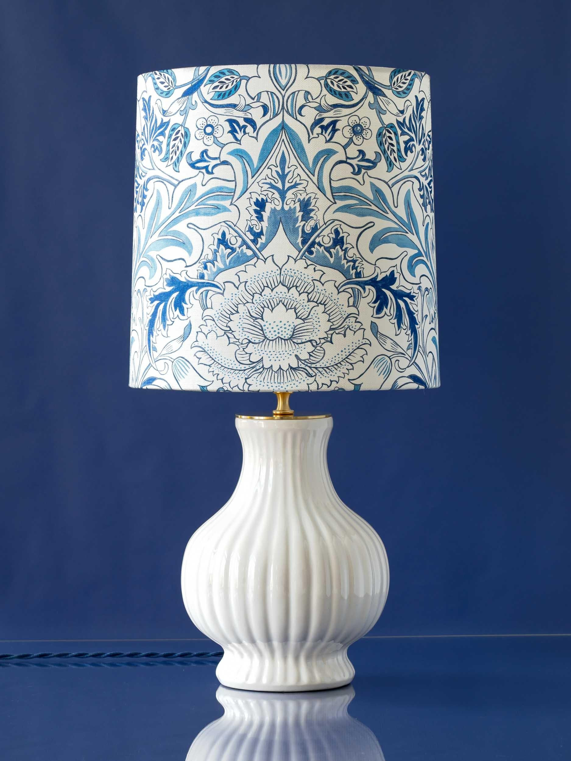 Exquisitely handcrafted by Amitābha Studio in Amsterdam from a vintage Royal Delft (De Porceleyne Fles) White (Delfts Wit) vase, Severn is a lovely addition to our fresh blue and white series of one-of-a-kind table lamps. We've paired this unique