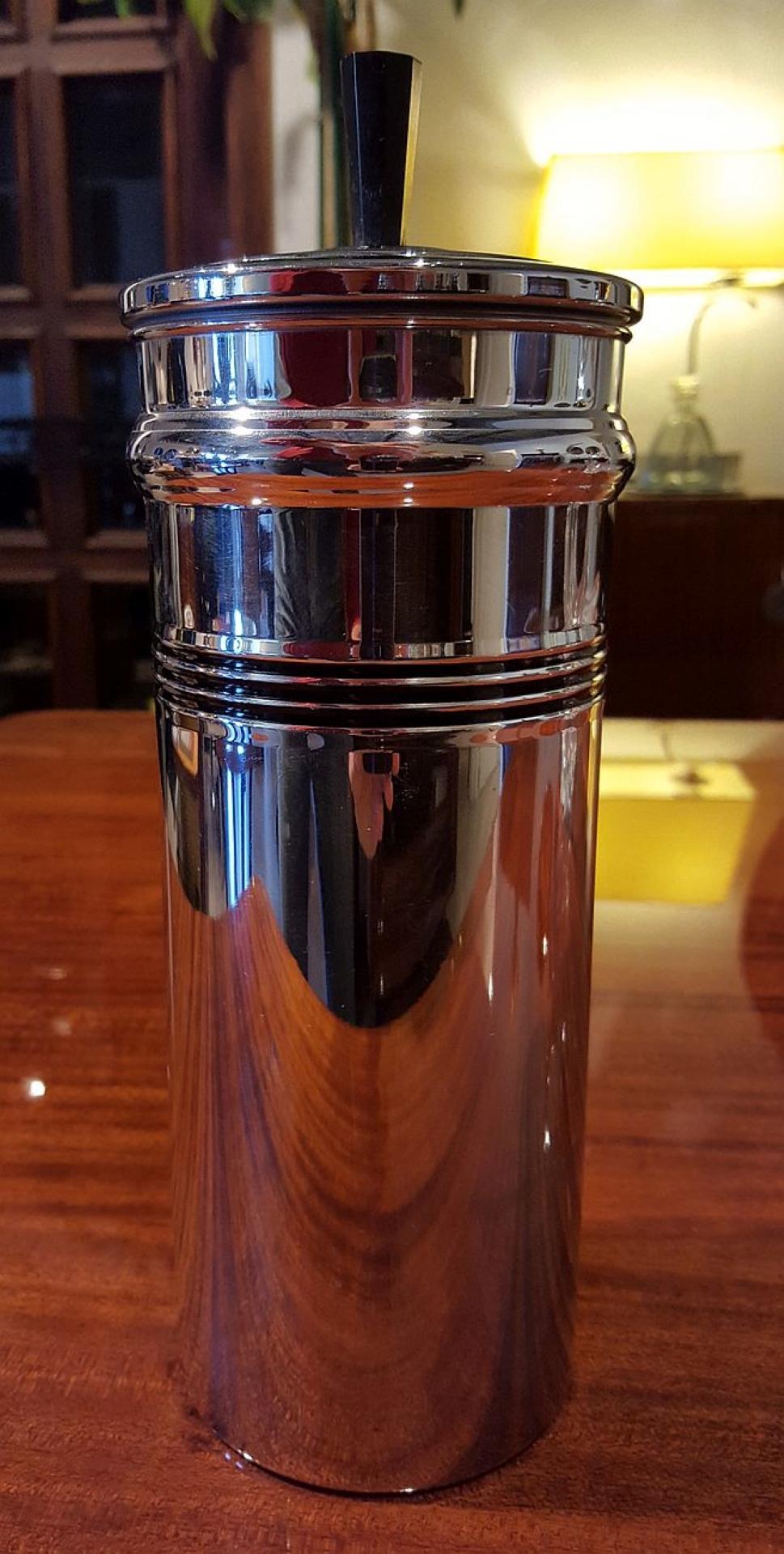 1930s Royal Rochester Cocktail Shaker In Excellent Condition For Sale In Senden, NRW