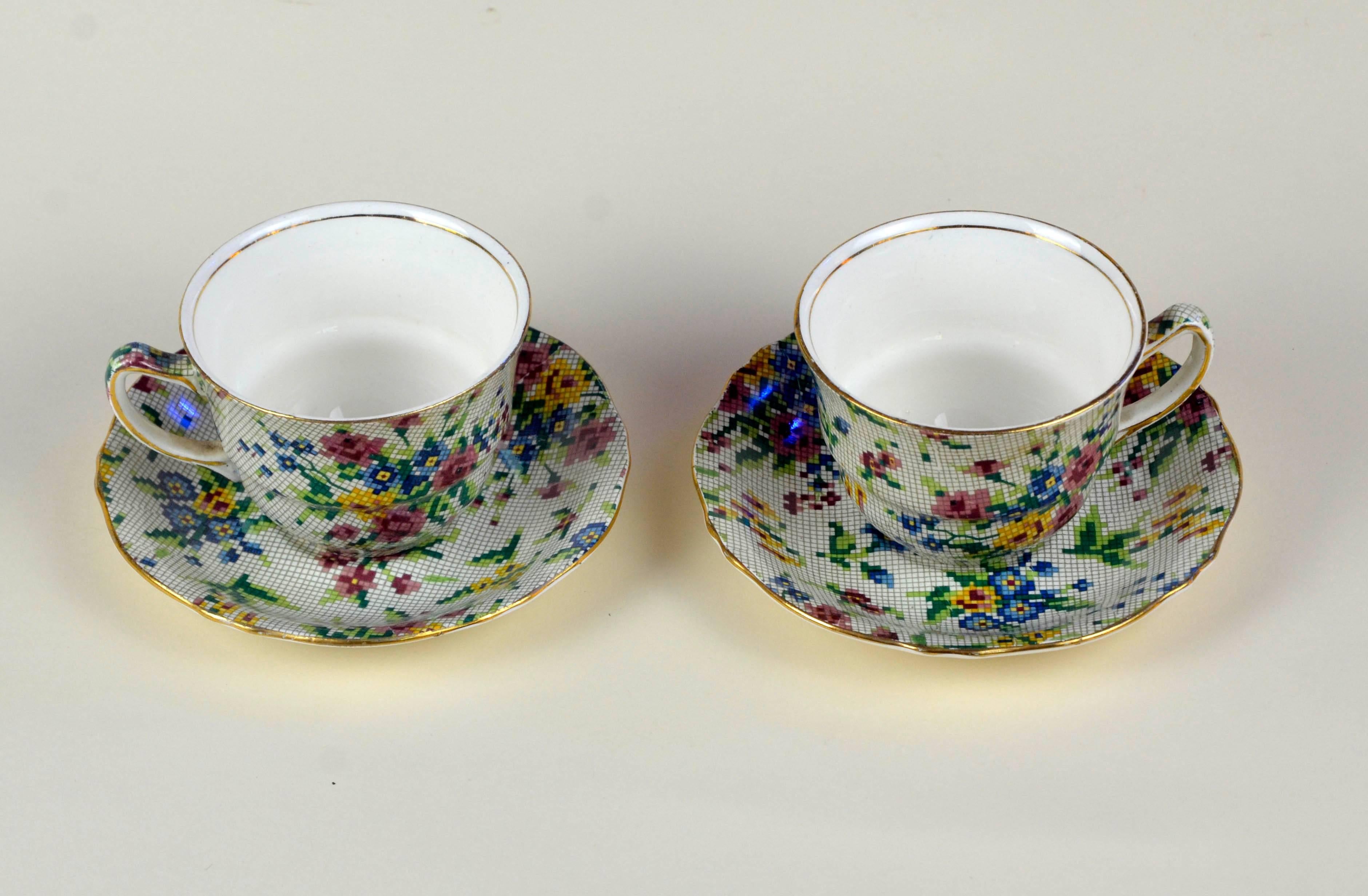 English 1930s Royal Winton Pair of Two Tea Cups Anne Needlepoint Pattern Made in England For Sale
