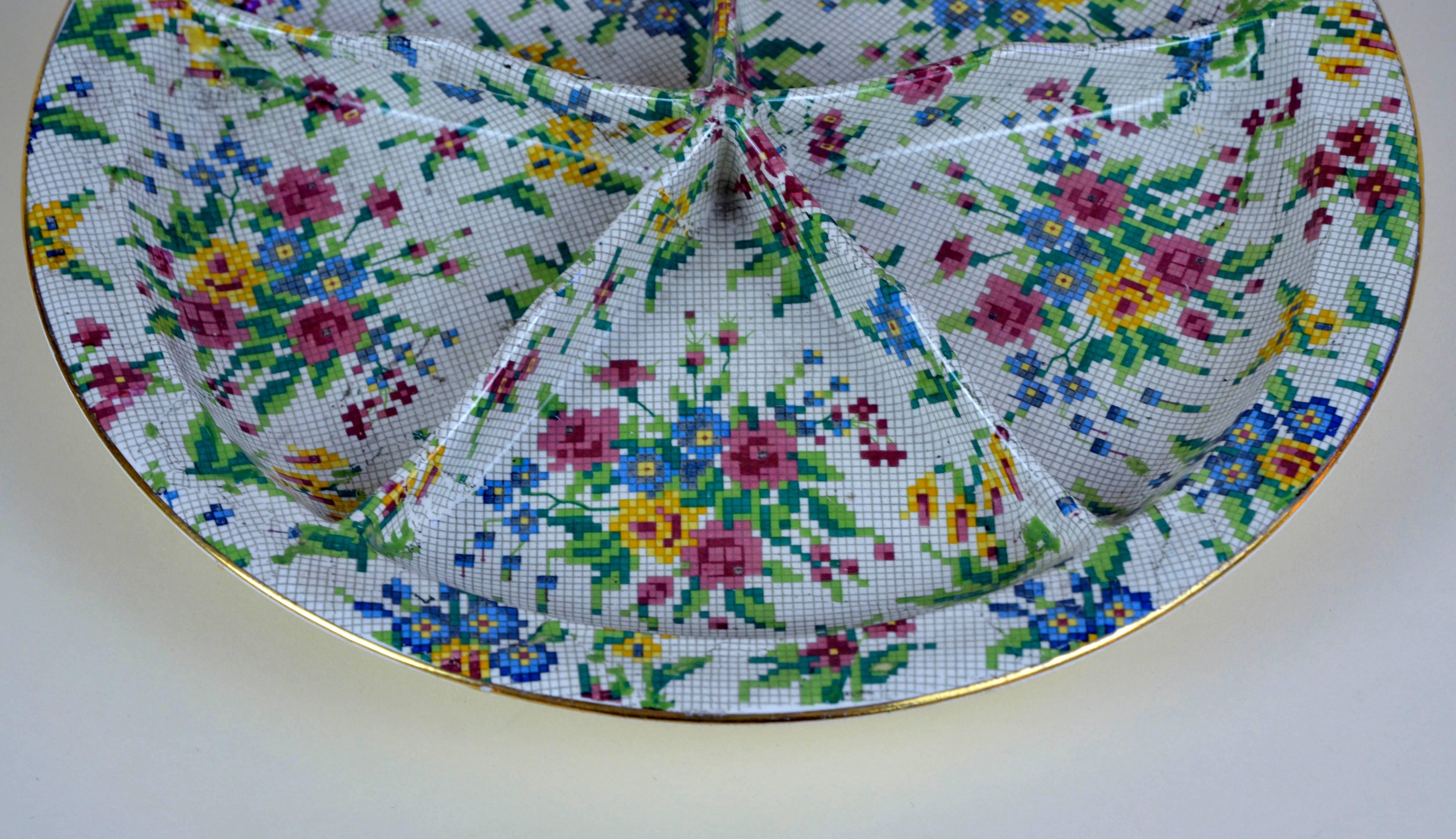 Art Deco 1930s Royal Winton Relish Dish Queen Anne Needlepoint Pattern Made in England For Sale