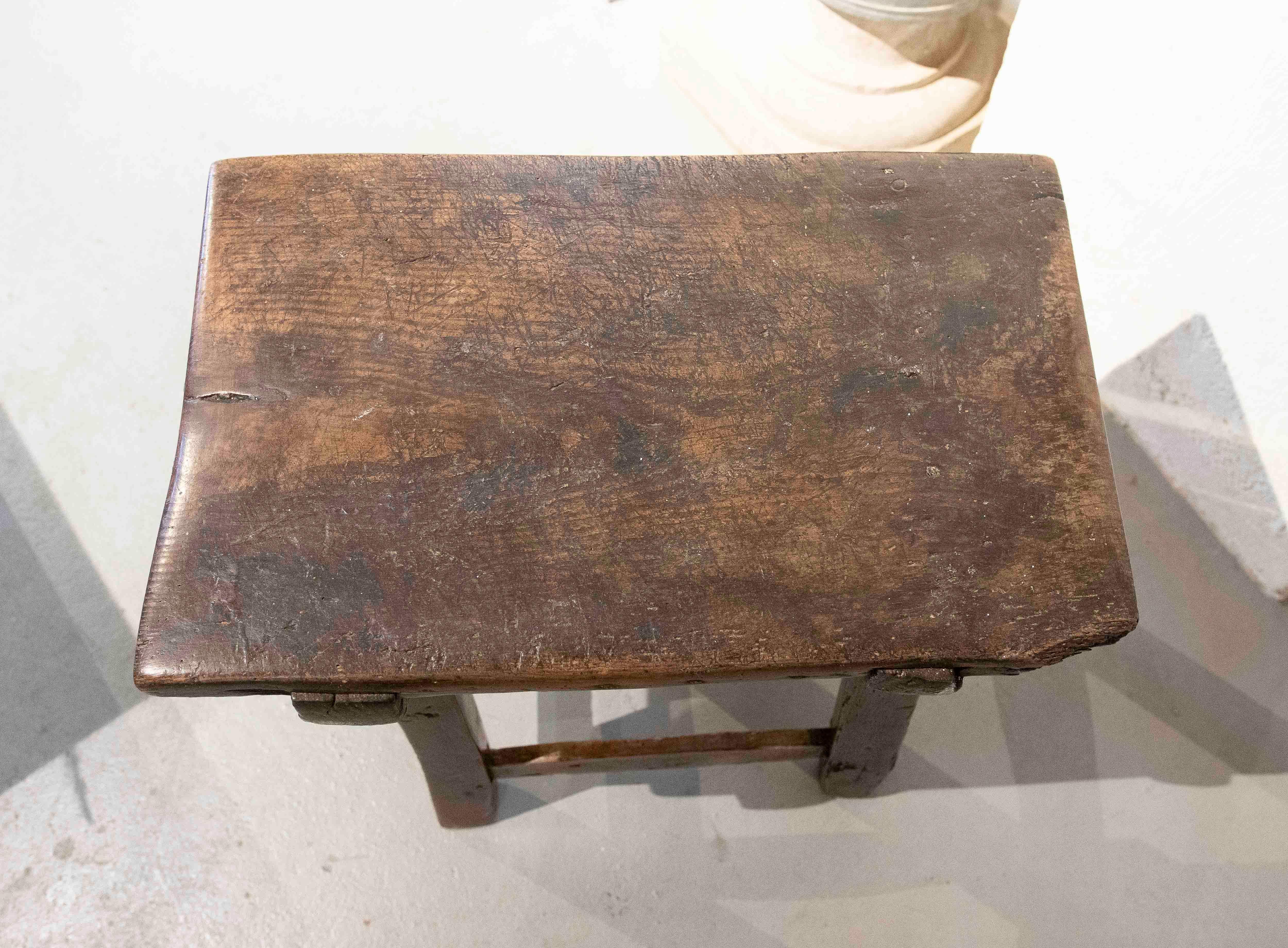 1930s Rustic Wooden Stool Table For Sale 8