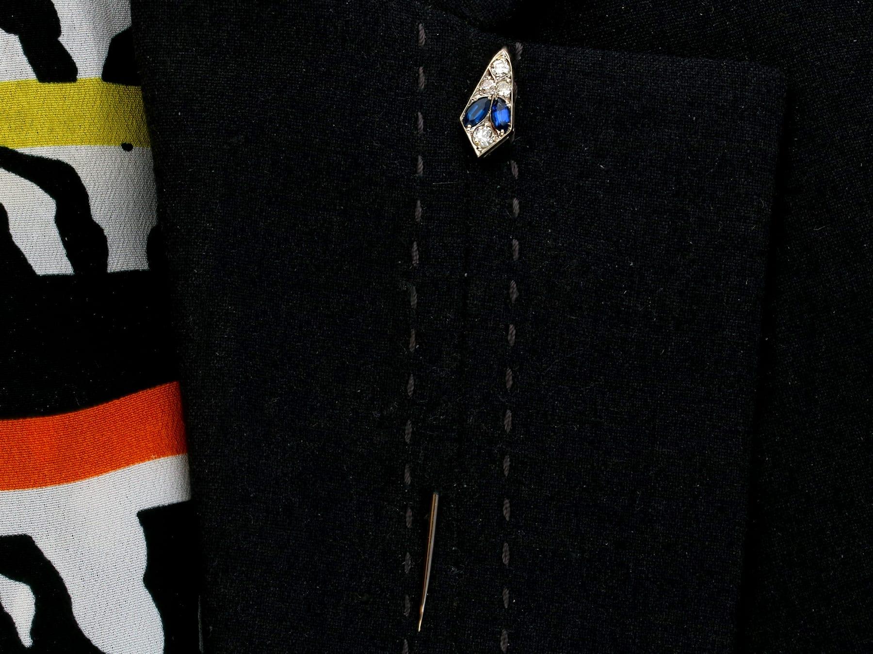 Marquise Cut 1930s Sapphire and Diamond 15 Karat White Gold Pin Brooch For Sale