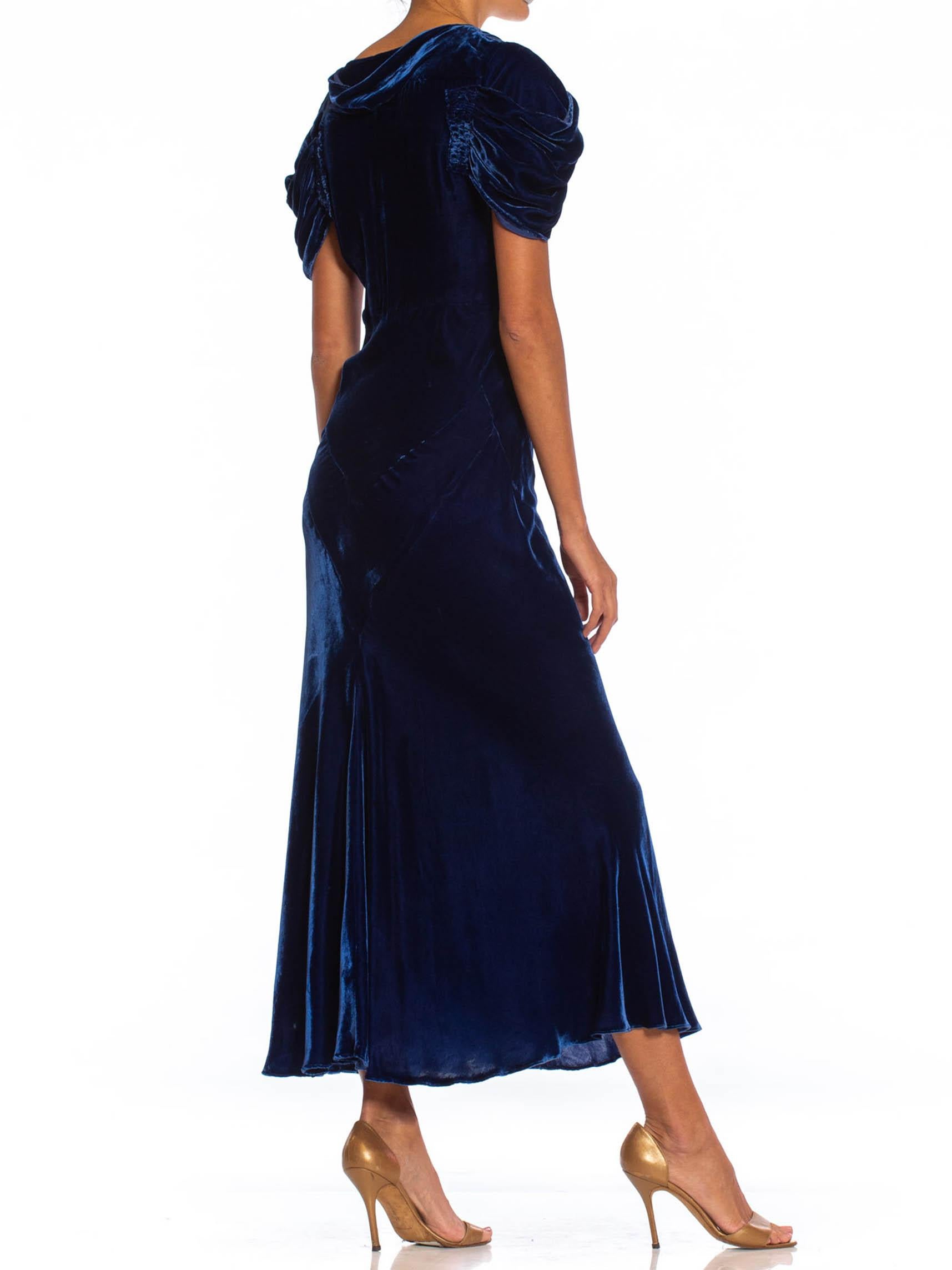 1930S Sapphire Blue Bias Cut Silk Velvet Draped Cap Sleeve Gown For Sale 3