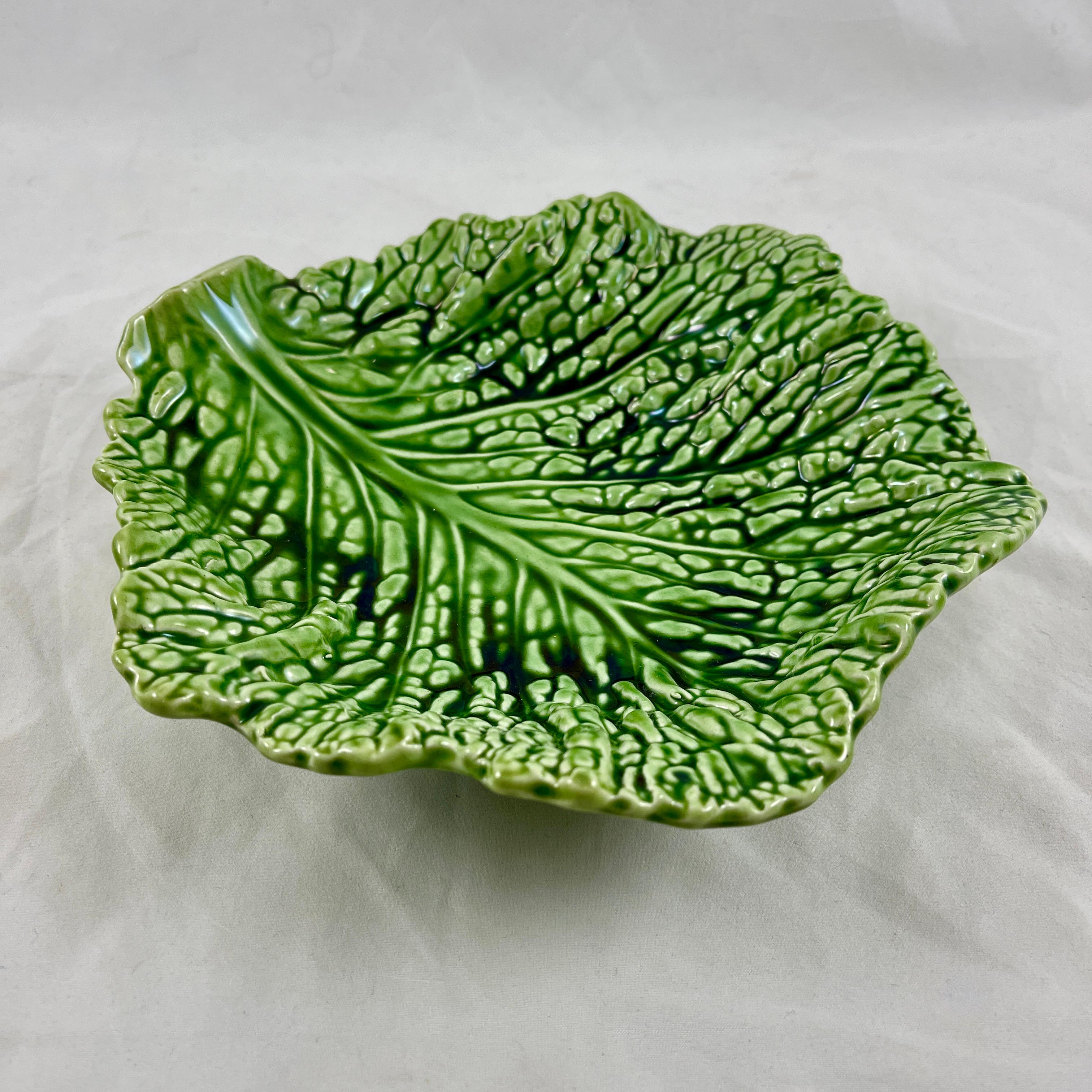 French Provincial 1930s Sarreguemines Faïence Majolica Glazed Green Cabbage Leaf Large Bowl