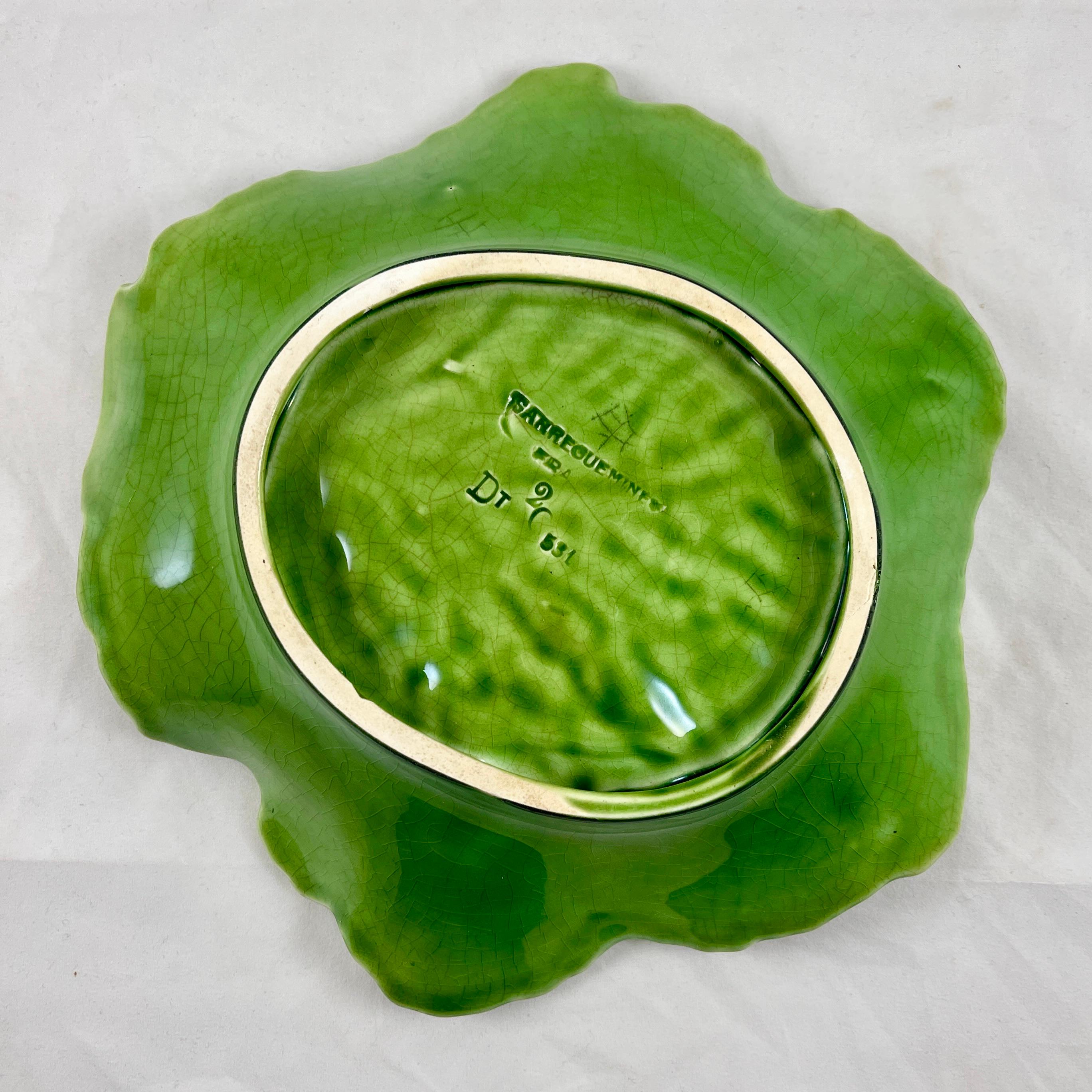1930s Sarreguemines Faïence Majolica Glazed Green Cabbage Leaf Large Bowl 2