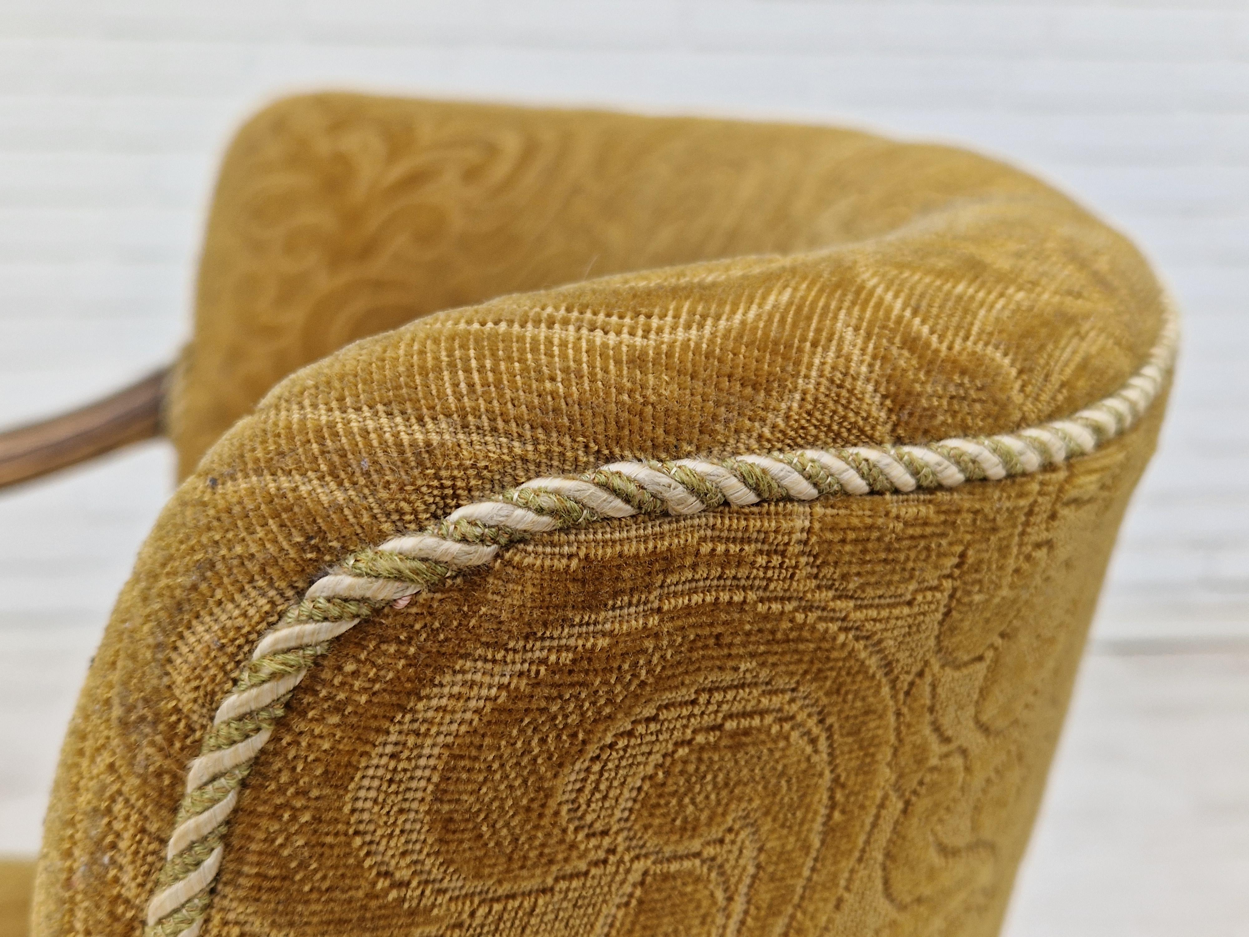 1930s, Scandinavian design, armchair in green furniture fabric, ash wood. For Sale 4